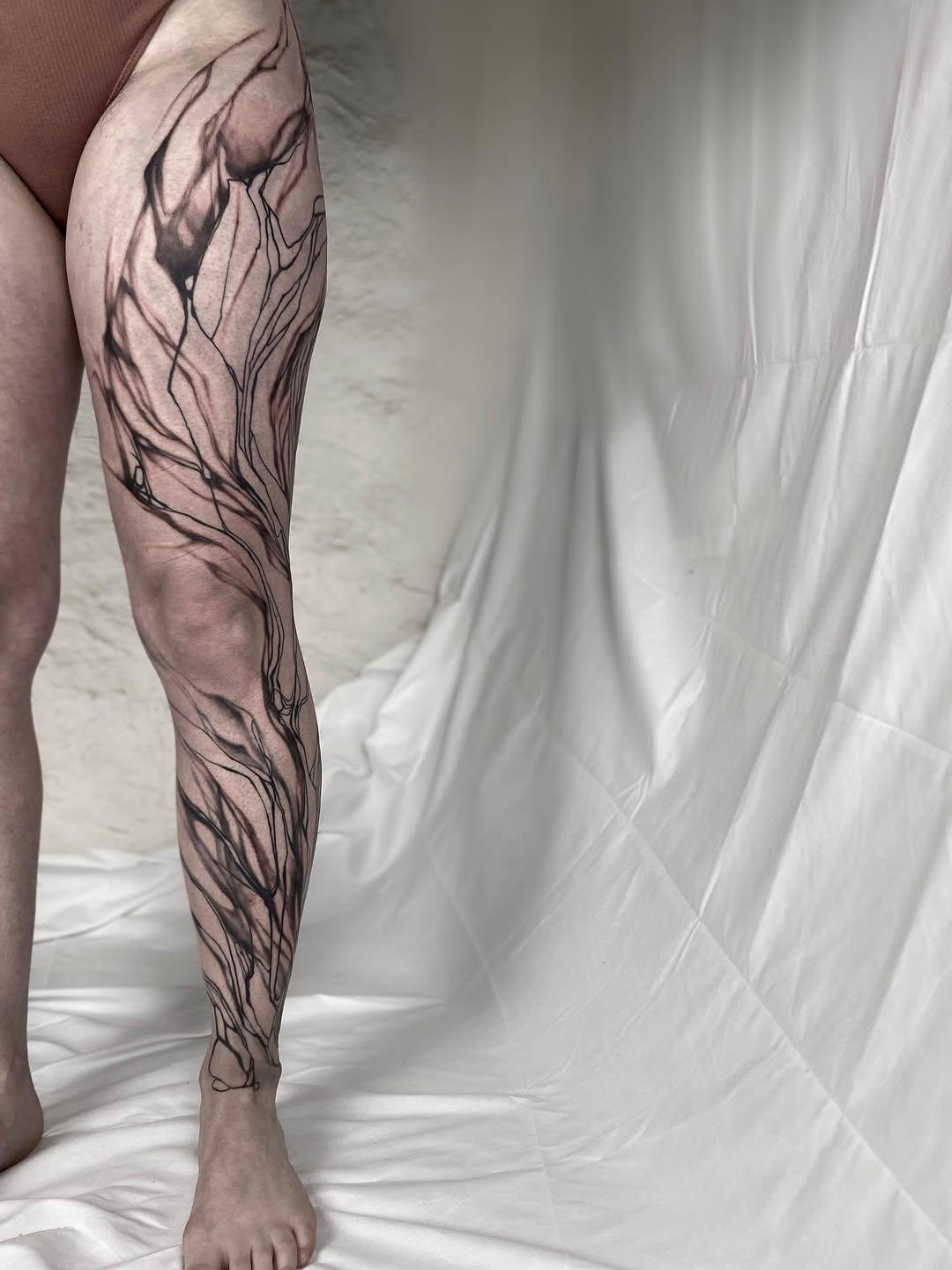 Tatouage lignes abstraites — lebar_chombi