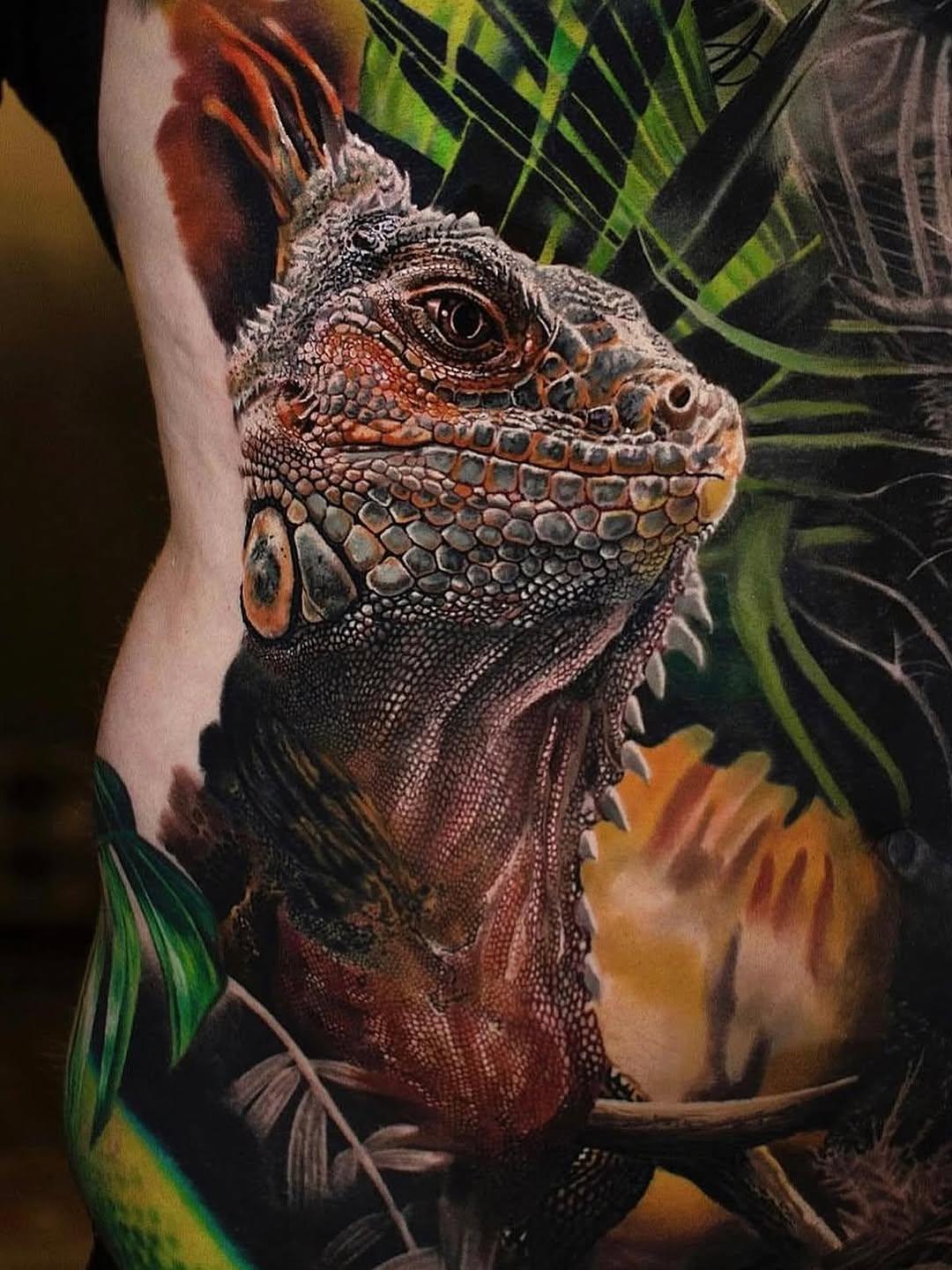 Tatouage Iguane ultra-réaliste — shooby_tattoo