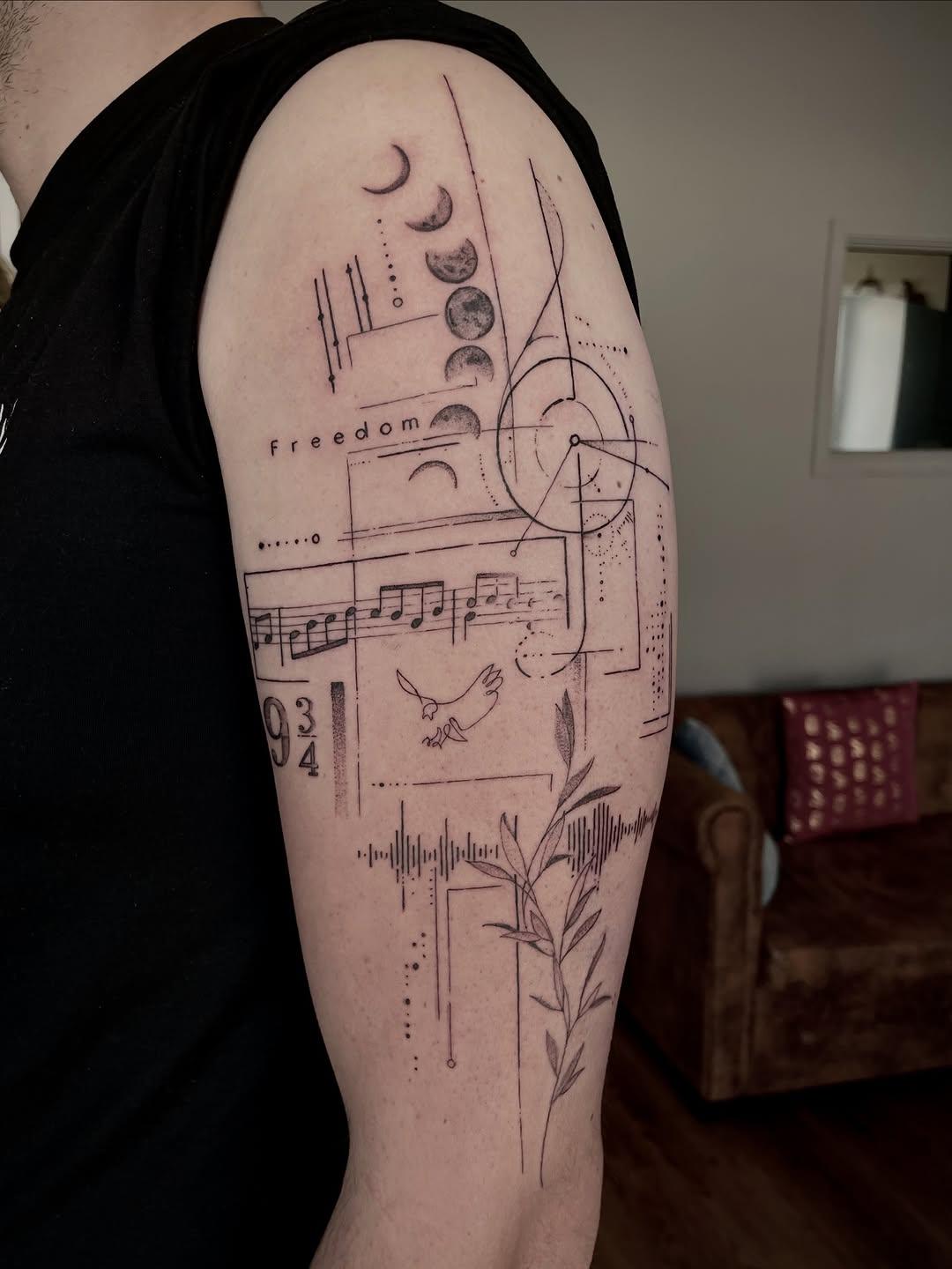 Tatouage Composition Freedom — julien_maker