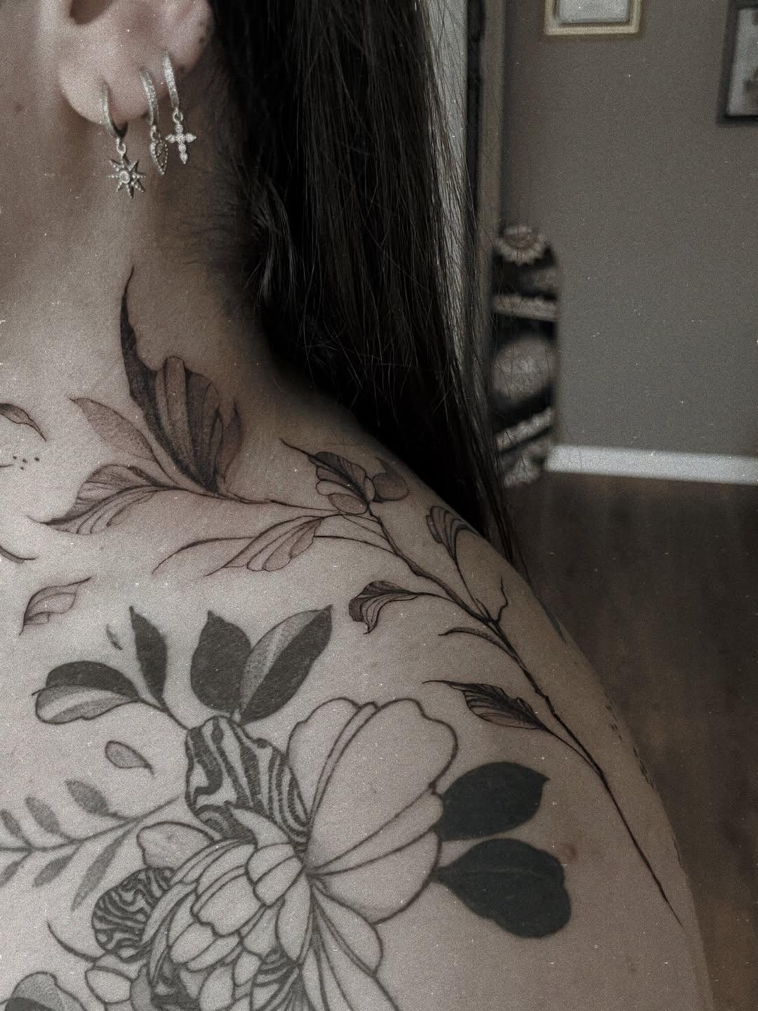 Tatouage Fleurs botaniques — julien_maker