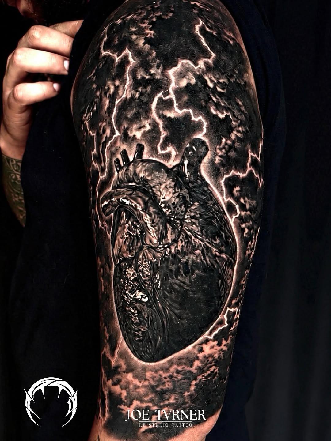Tatouage Cœur anatomique — fabsabat.tattoo