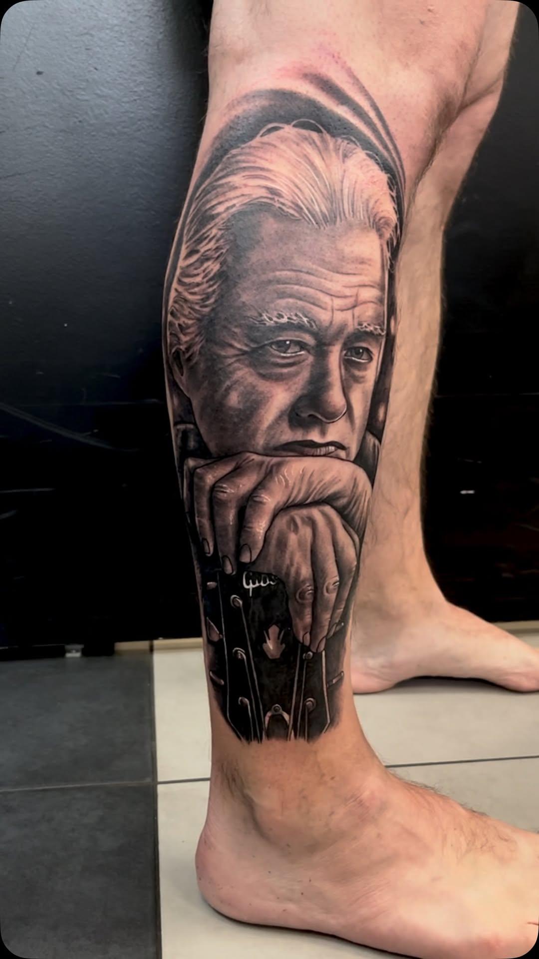 Tatouage Jimmy Page mollet — fabriciomellotattoo