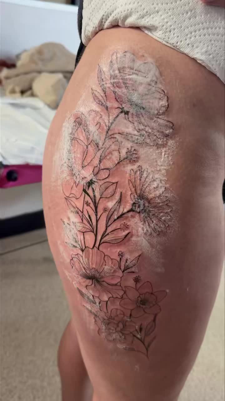 Tatouage Composition florale — atchoum27