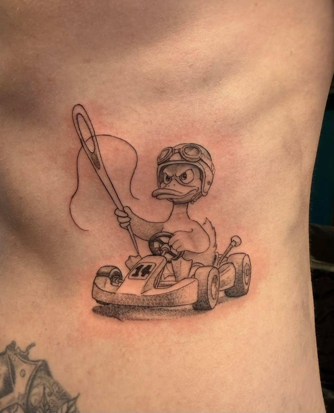 Tatouage Canard pilote en kart — atchoum27