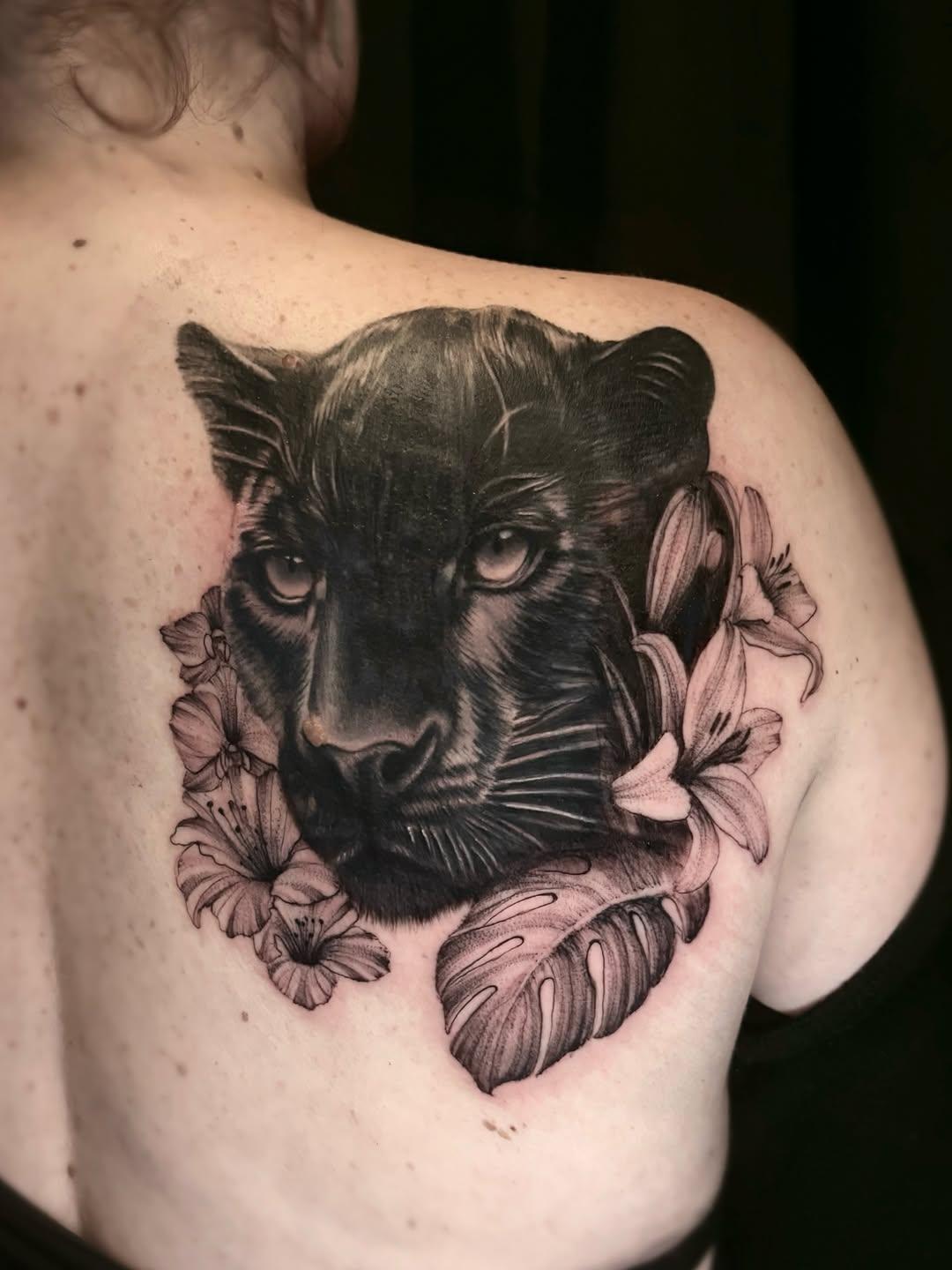Tatouage Portrait femme cover recouvrement — akya.tattoo