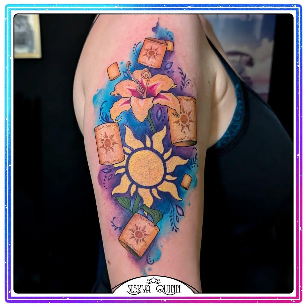 Tatouage soleil et fioles aquarelle cuisse — siskya.quinn.tattoo