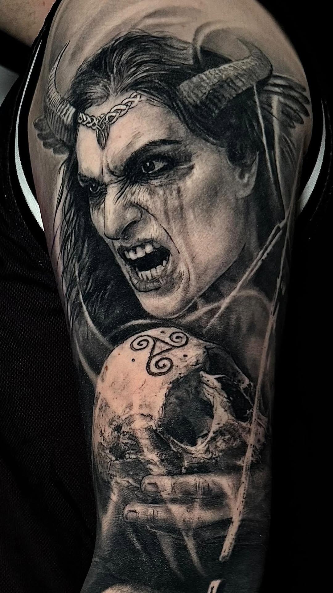Tatouage Mythologie celtique bras complet — kalguartattoo