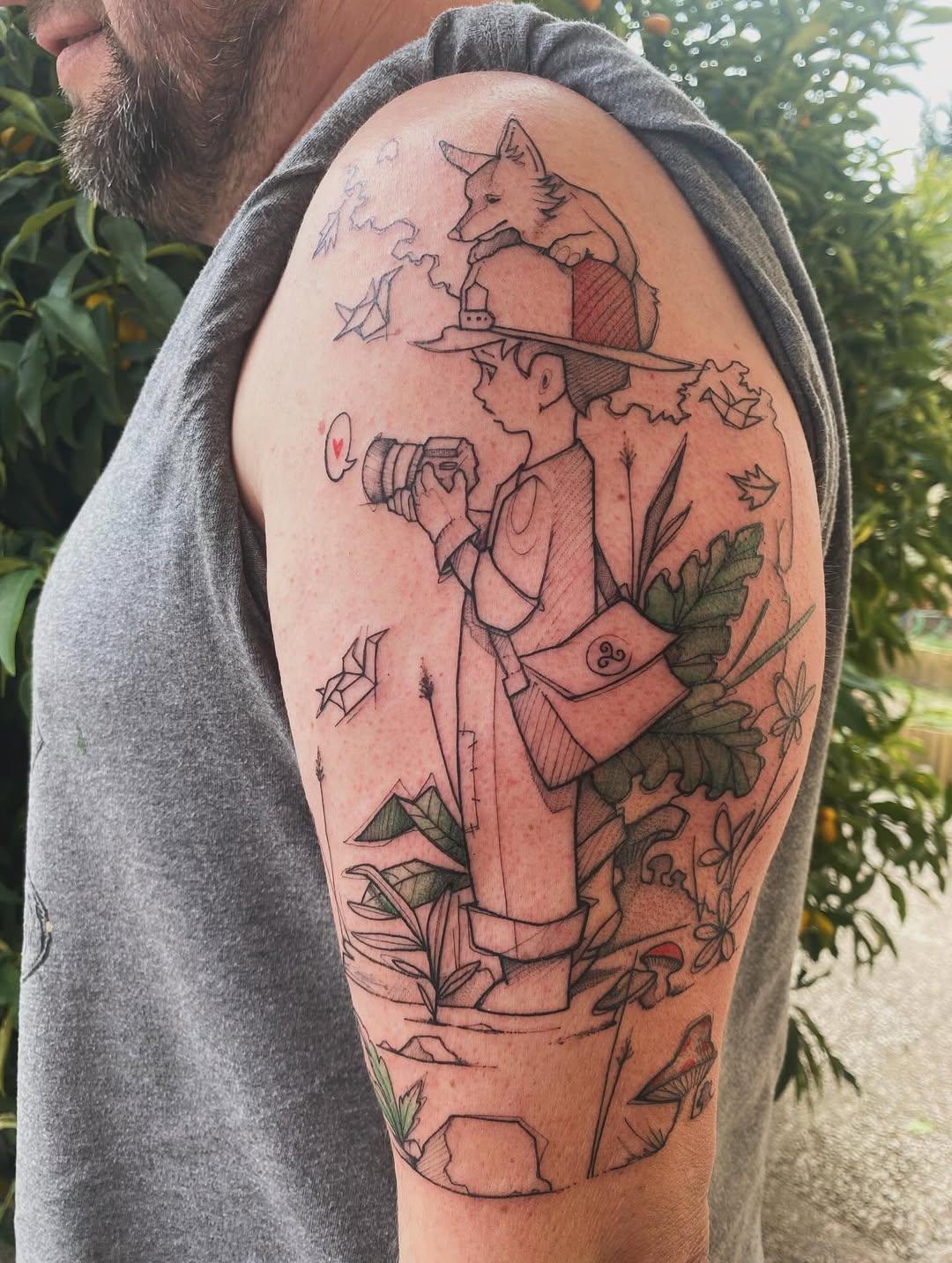 Tatouage Musicien artiste avec feuillage — bencaillous.tattoo