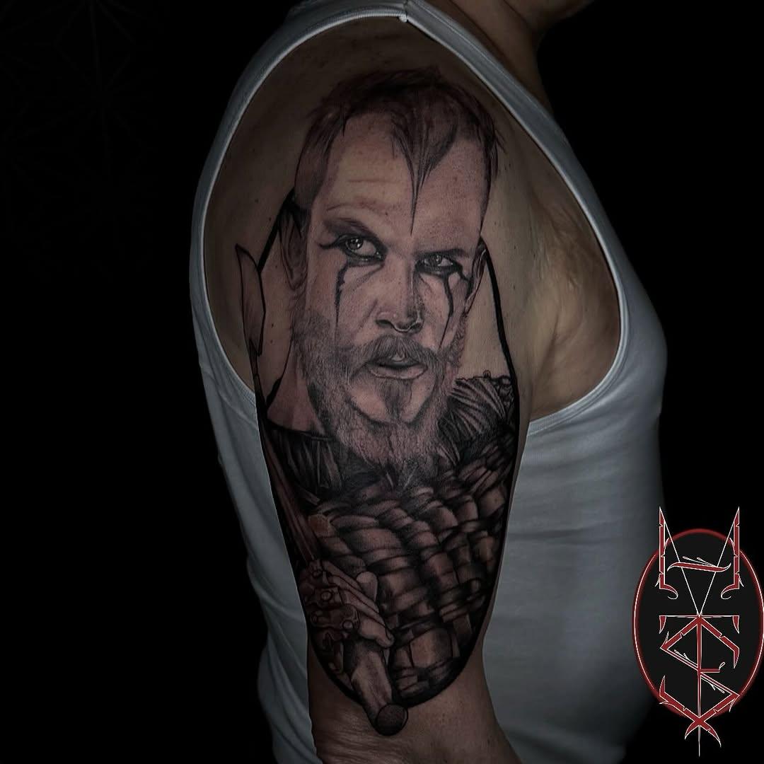 Tatouage Portrait homme Viking — le_kiks_tatouage