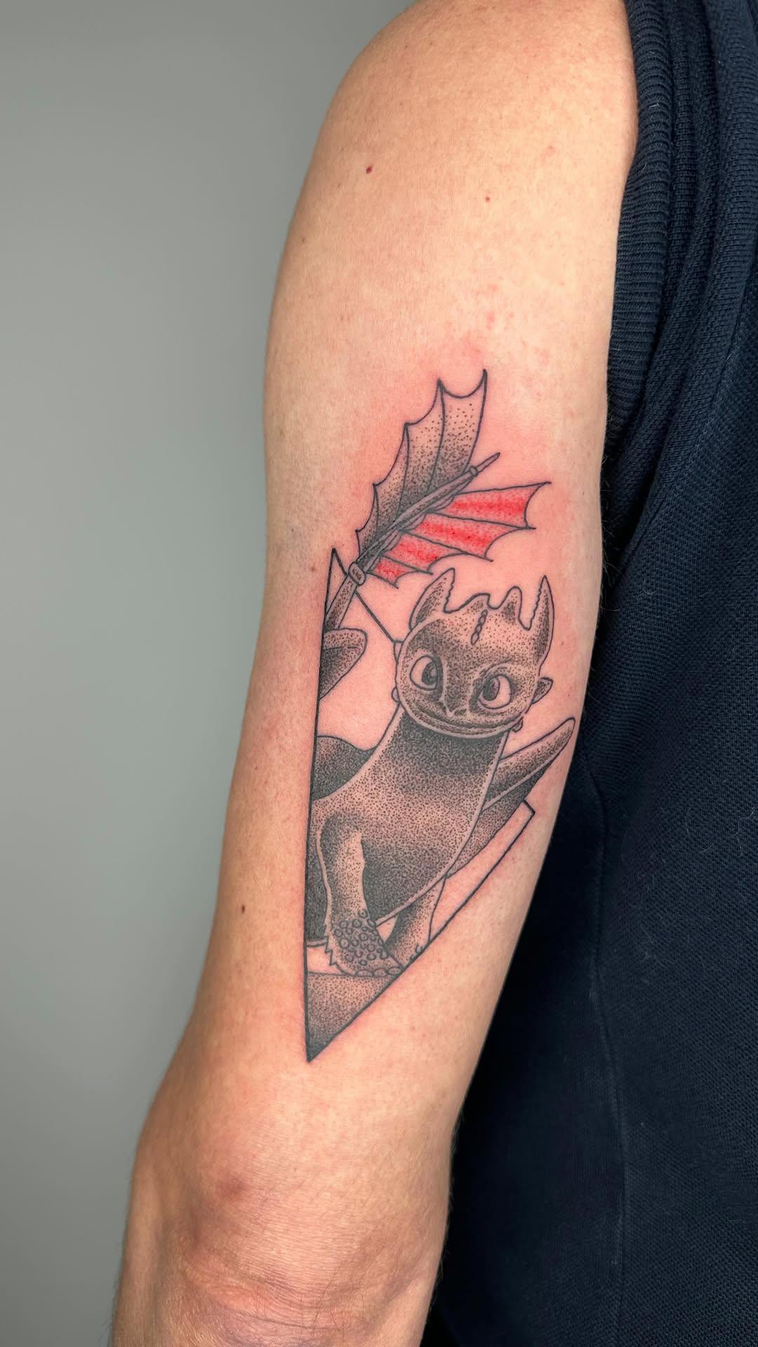 Tatouage Personnage dotwork — rob.ink