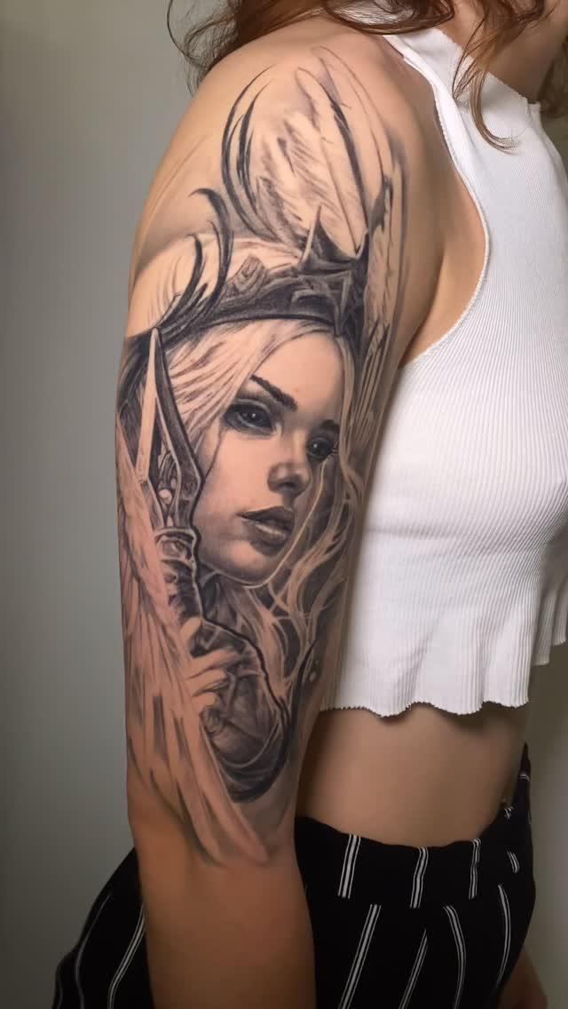 Tatouage Ornemental dark cicatrisé — henri_tatts