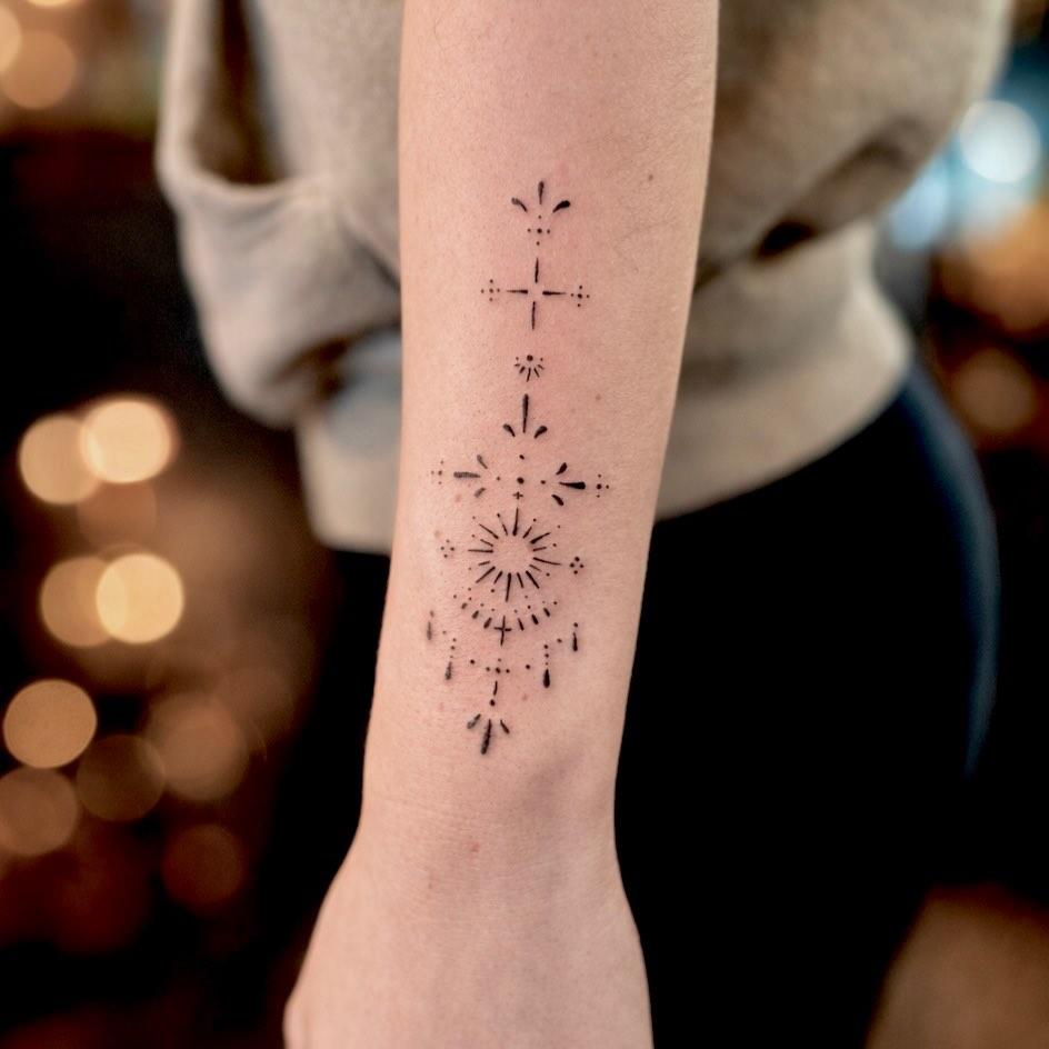Tatouage motif géométrique ornemental — oabysses_tattooshop
