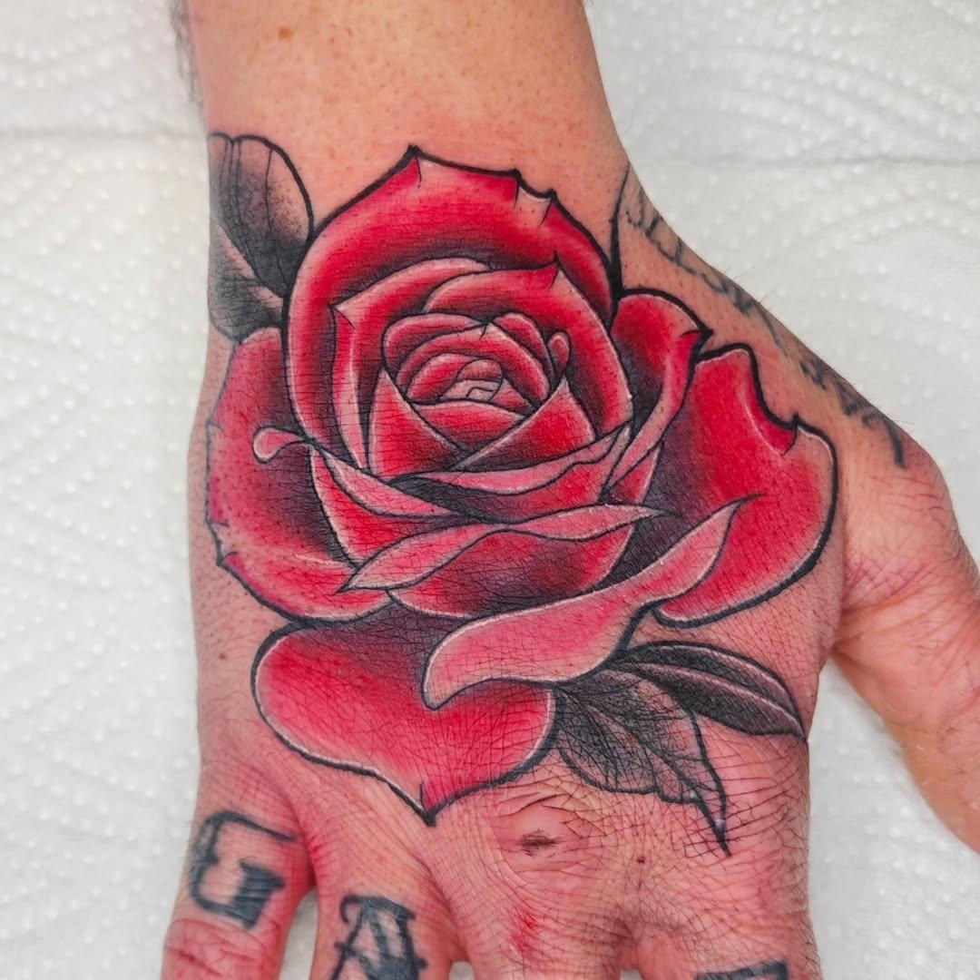 Tatouage Rose main — guibs.r