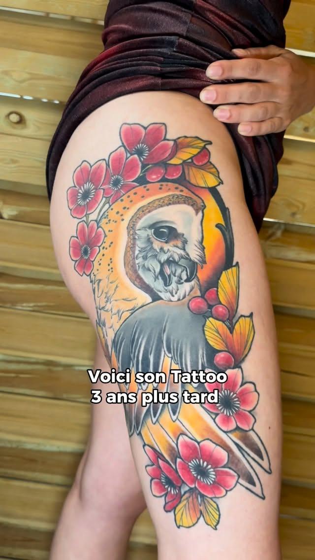 Tatouage Oiseau avec fleurs — leeya_tattoo