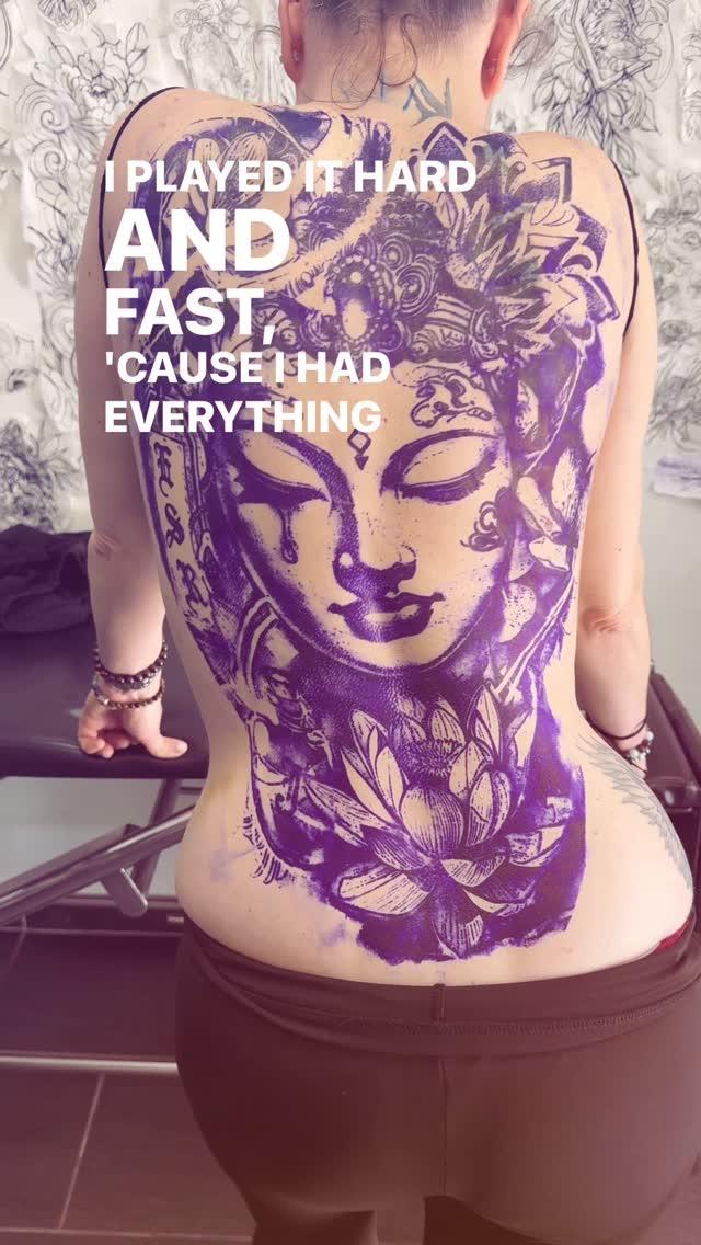 Tatouage Dos complet avec démon oni et lotus — balthazars_11