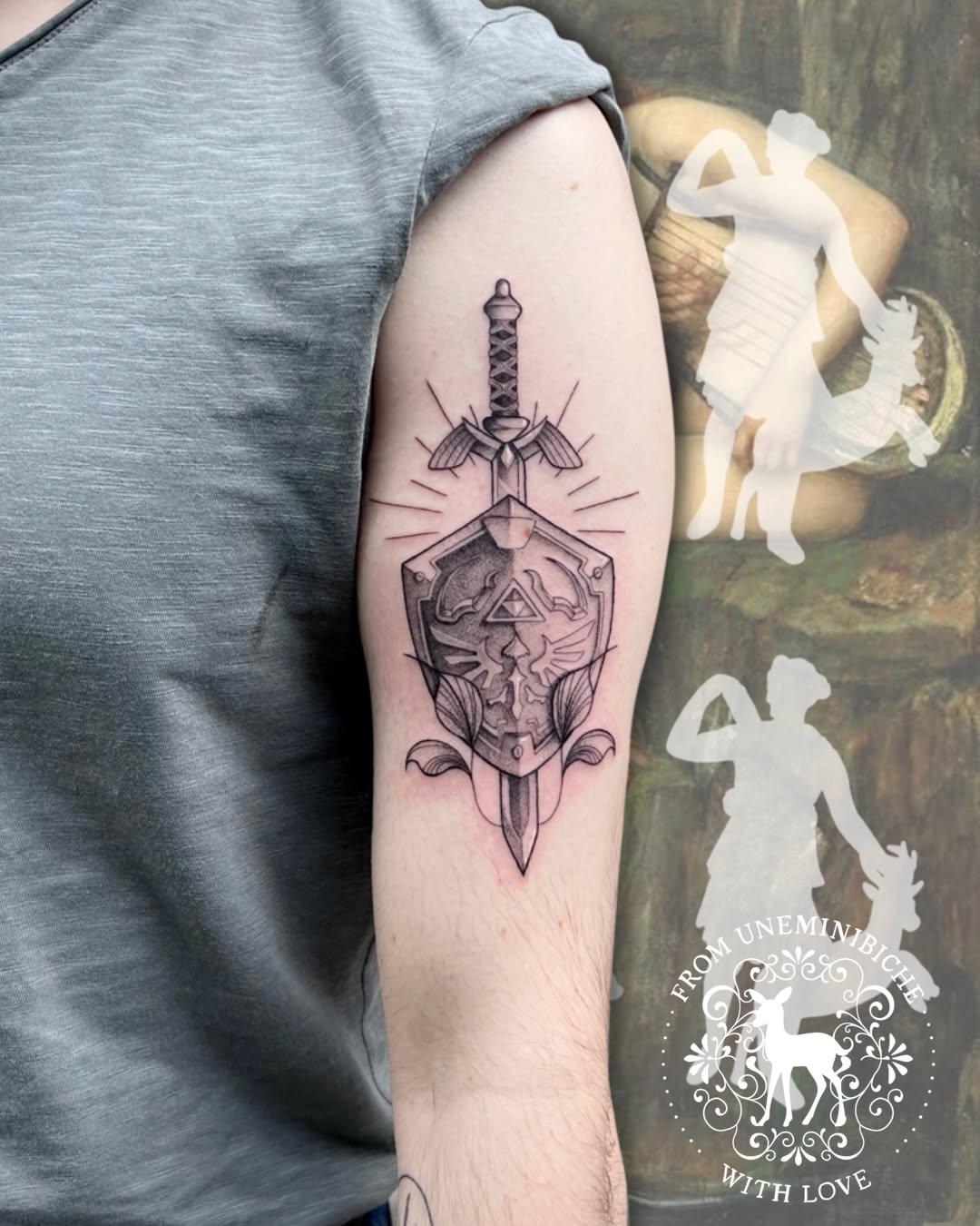 Tatouage Bouclier Hylia Zelda — uneminibiche