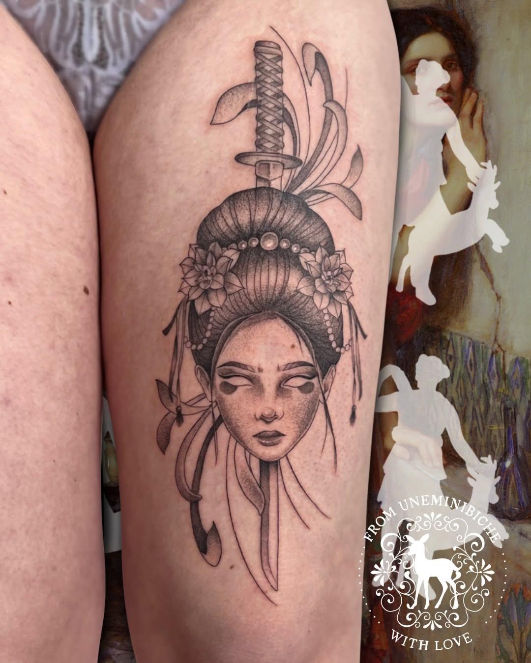 Tatouage Geisha guerrière épée — uneminibiche