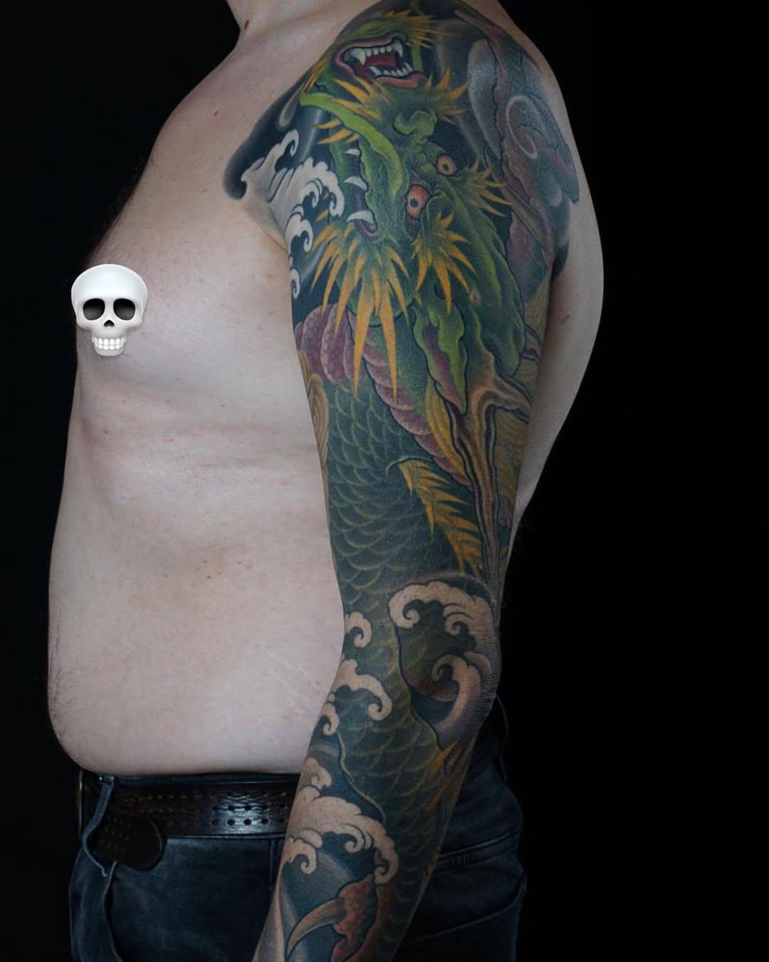Tatouage Ornements japonais dos — python.tattoo