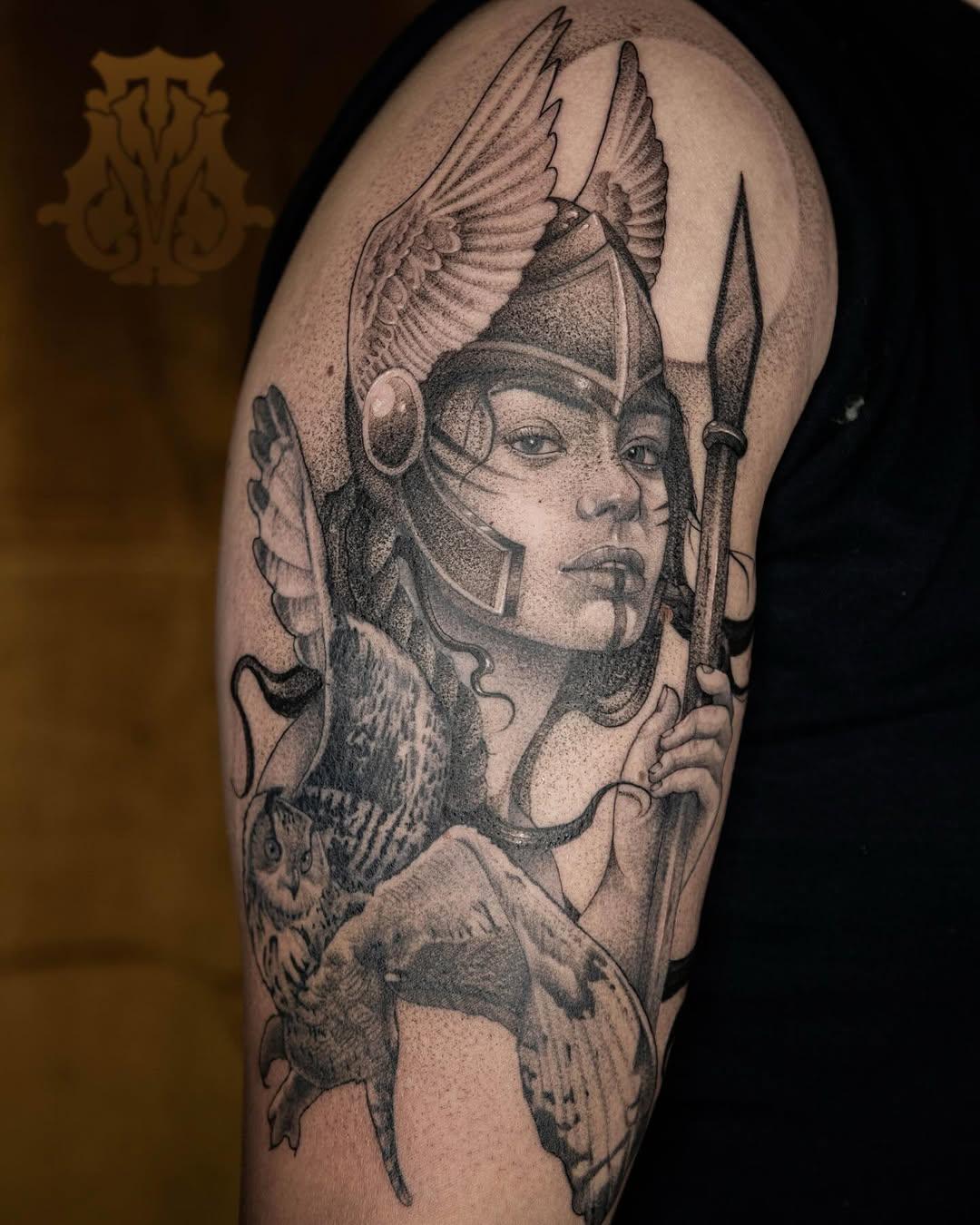 Tatouage chouette flash blackandgrey — marvelousmarvintattoo