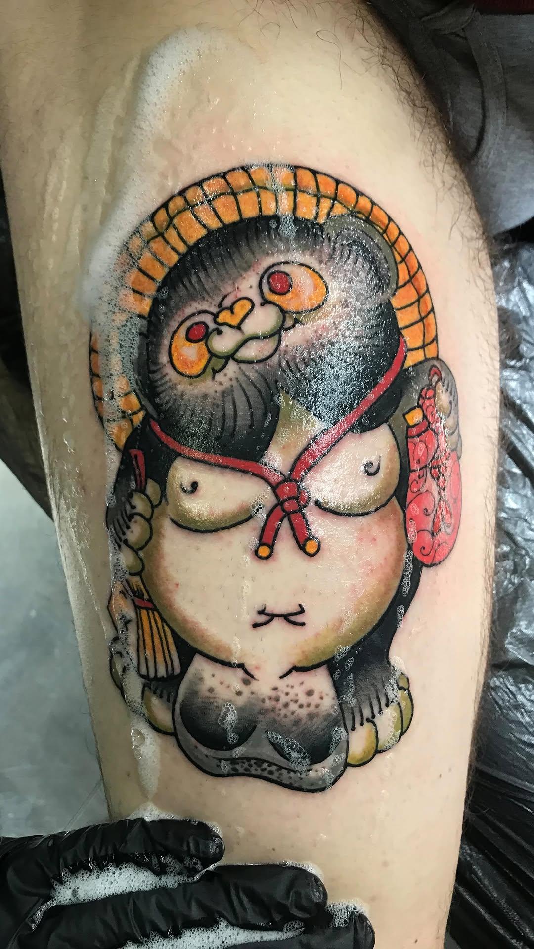 Tatouage Tanuki japonais — anser_tattoo
