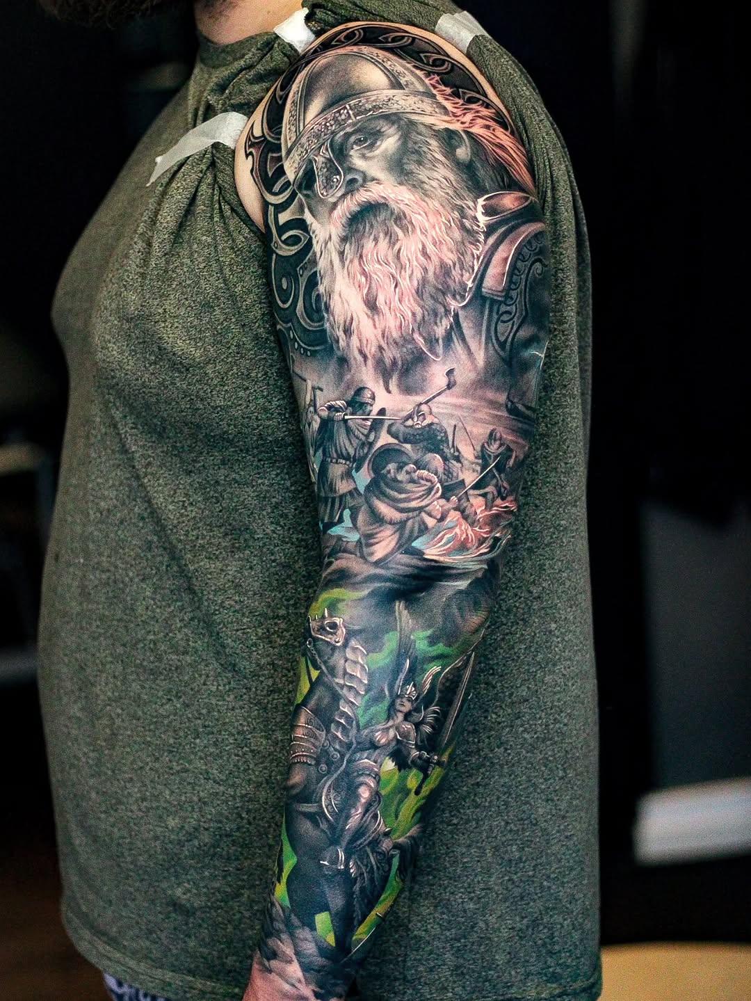 Tatouage Portrait guerrier viking remis à neuf — martinsjoooberg