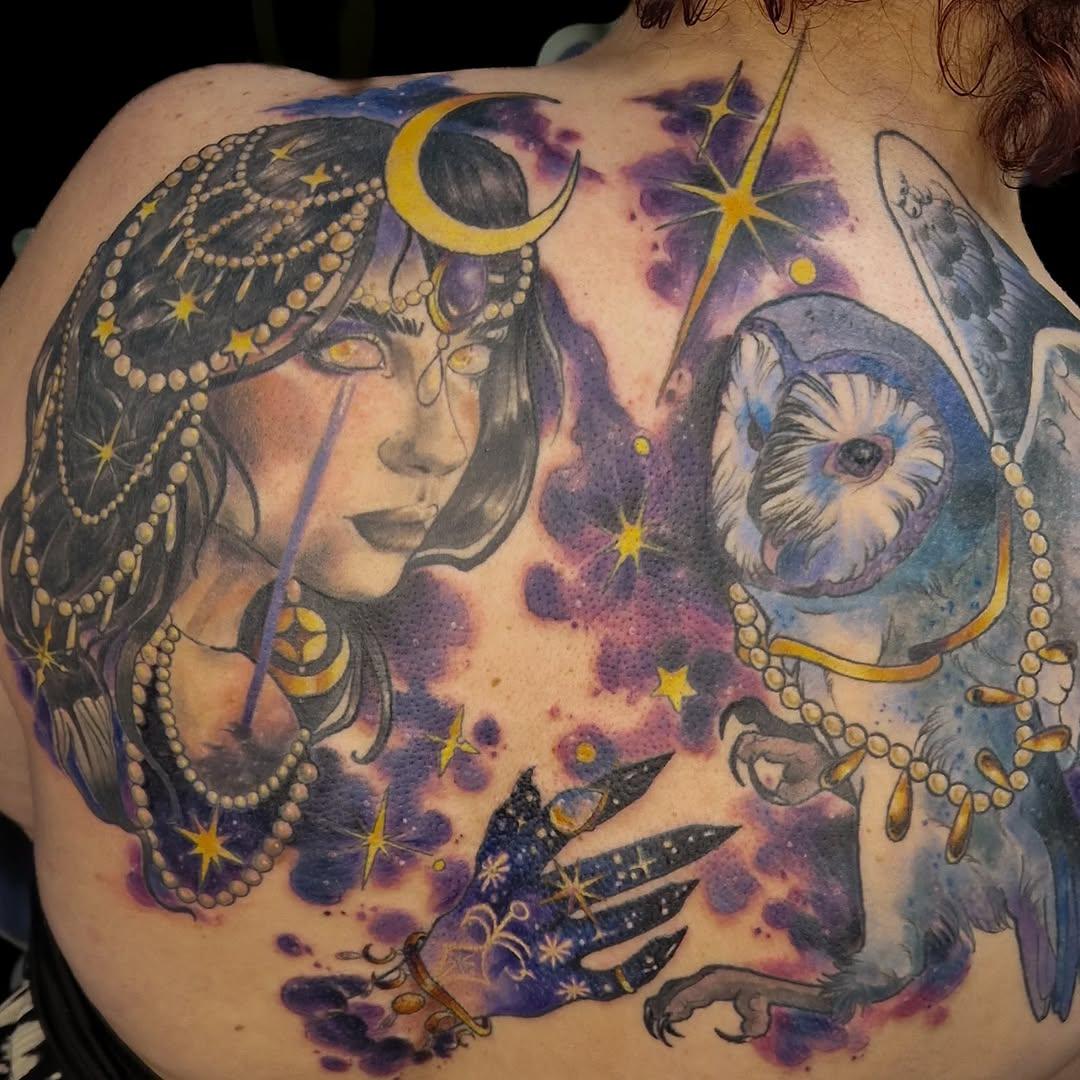 Tatouage déesse Nyx, hibou et lune — madameclouds_tattoo