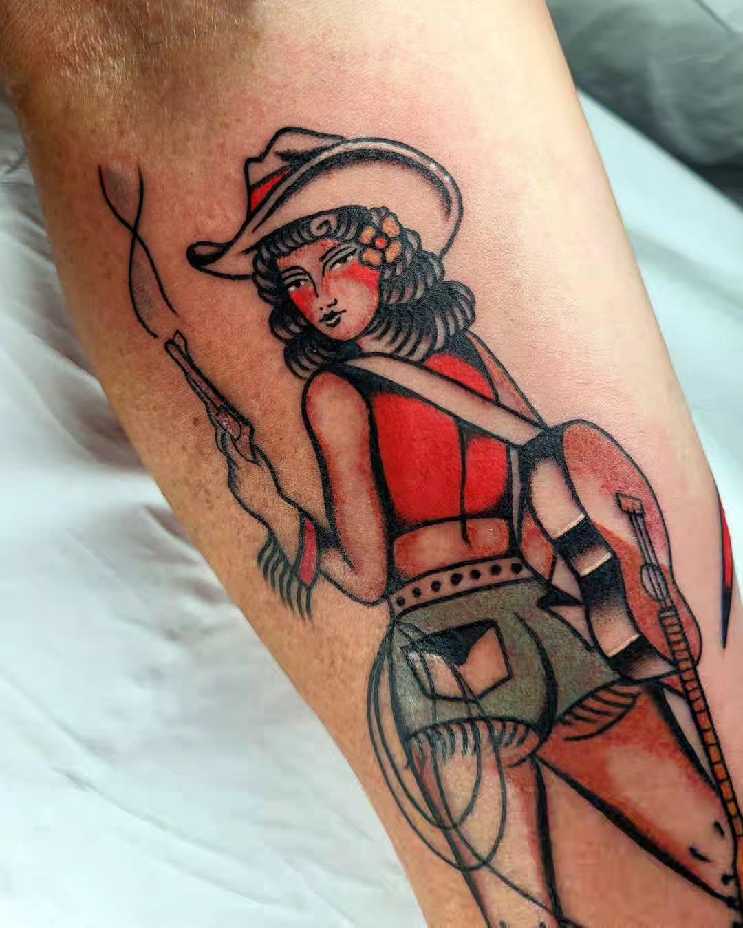 Tatouage old school traditional — princesse.praline.tattoo