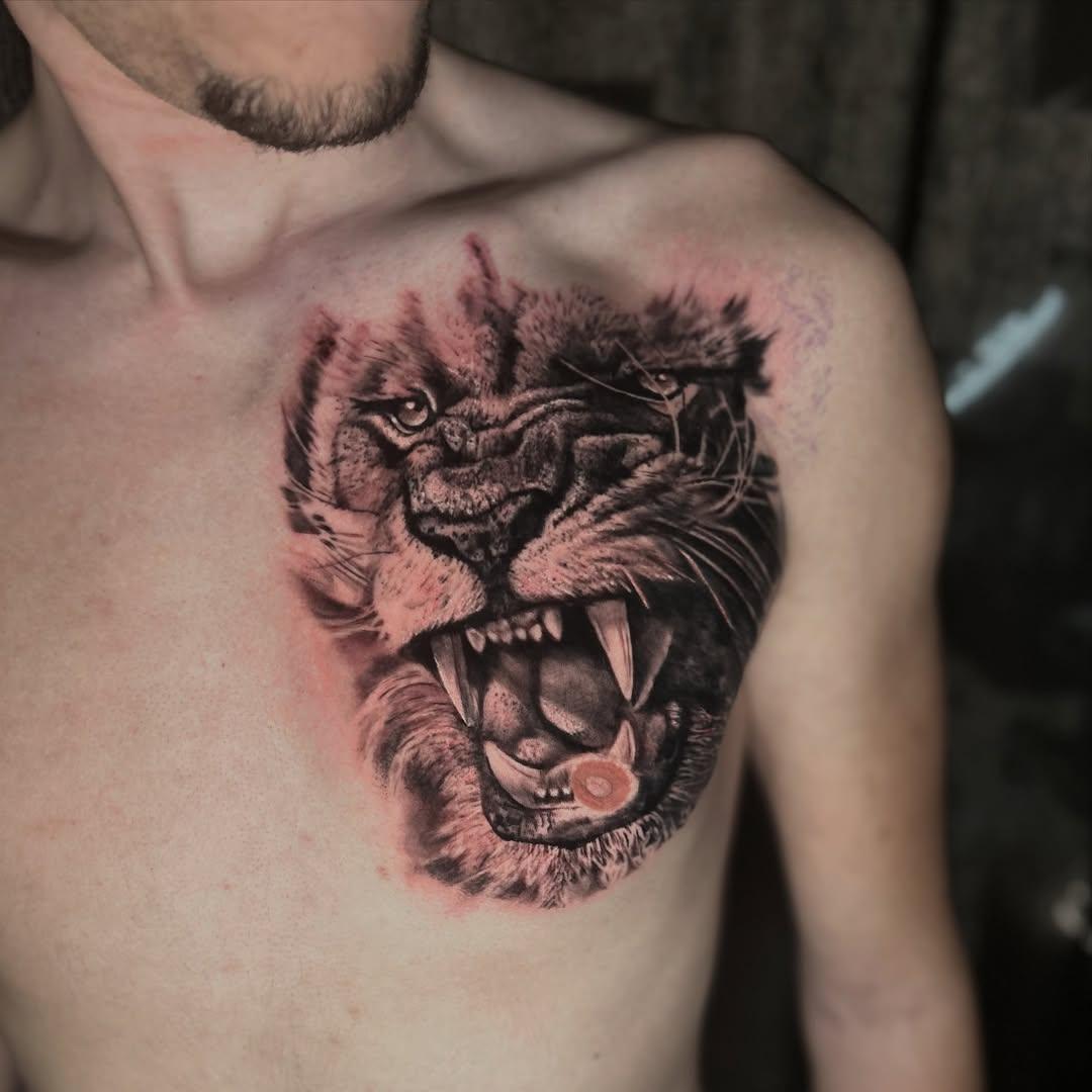 Tatouage tête de tigre réaliste portrait — nico_corsair