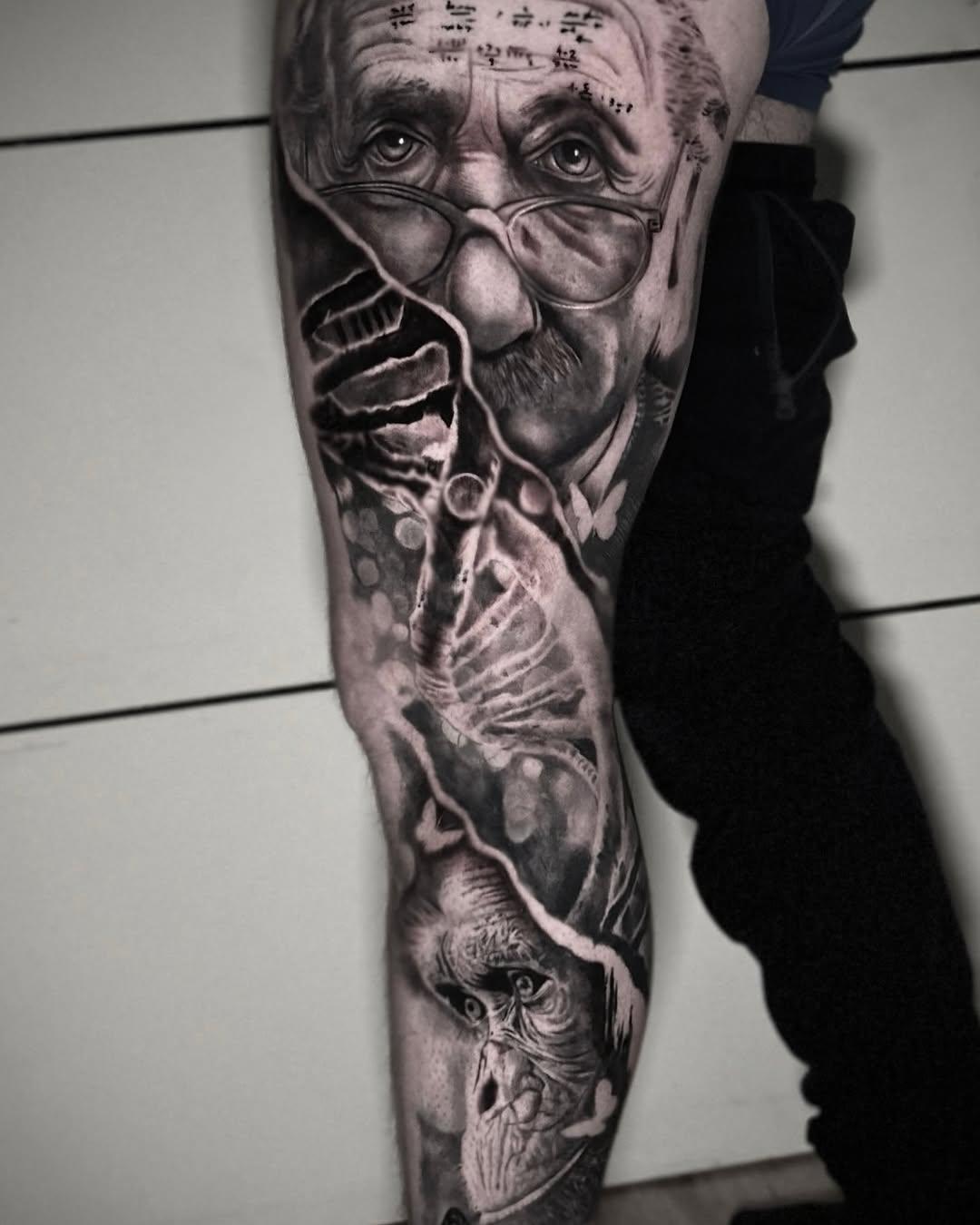 Tatouage portrait micro-réalisme black & grey — nico_corsair