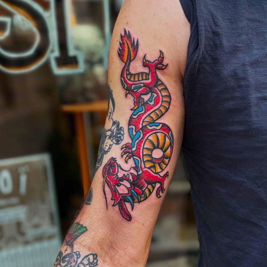 Tatouage old school traditional — korbak.tattoo