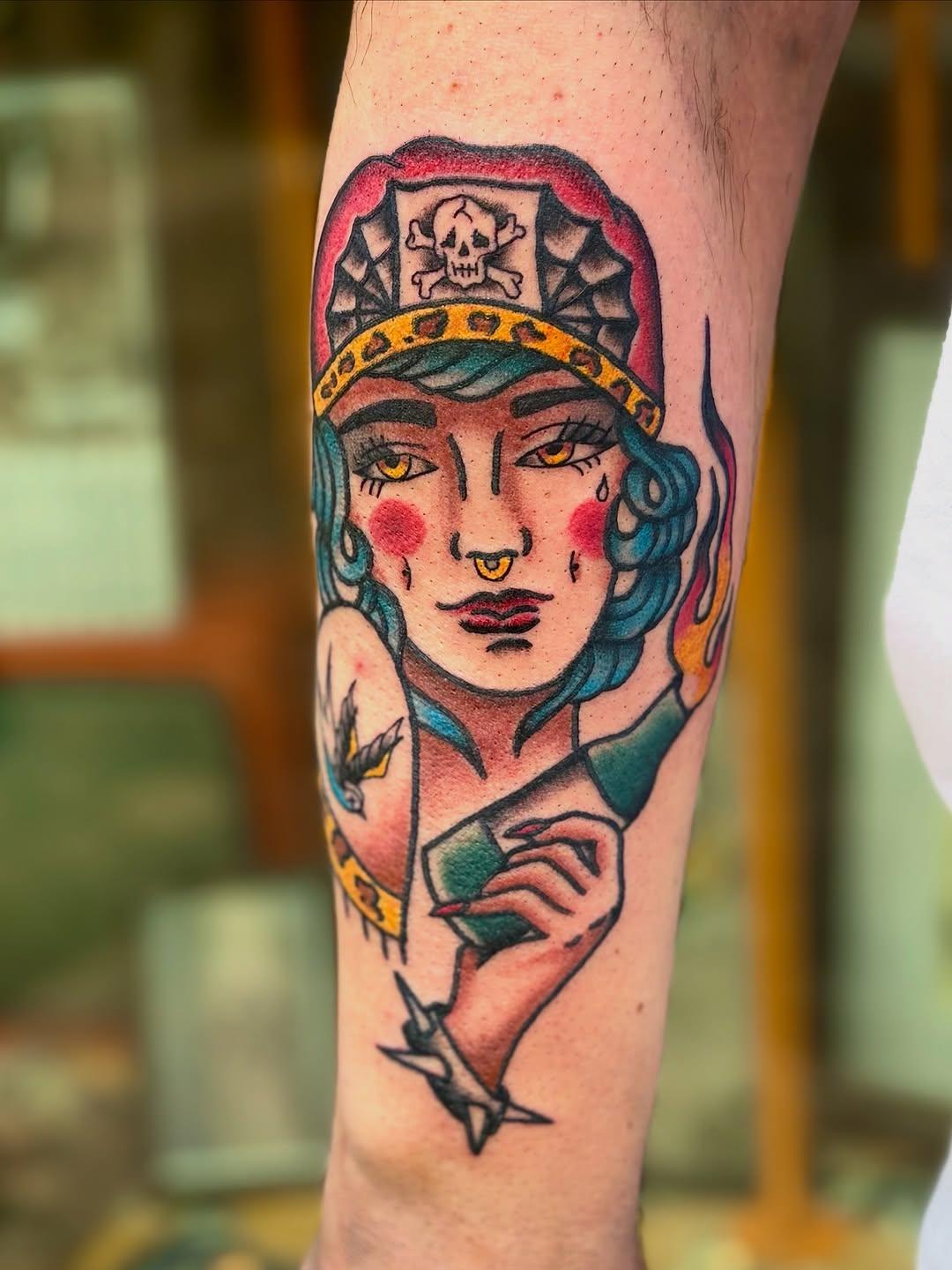 Tatouage pirate flash old school traditional — korbak.tattoo