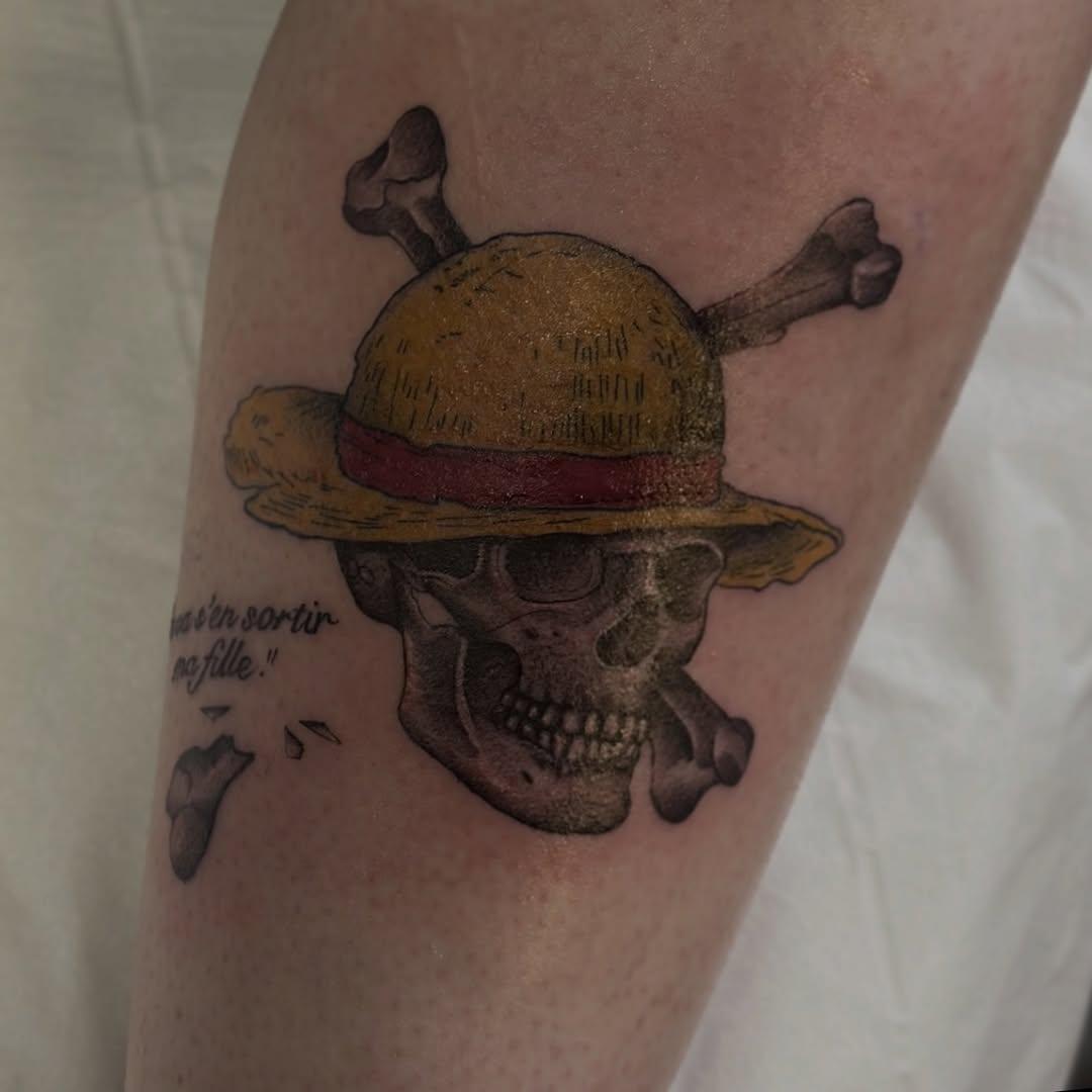Tatouage crâne chapeau Luffy illustratif — chareulotte2.0