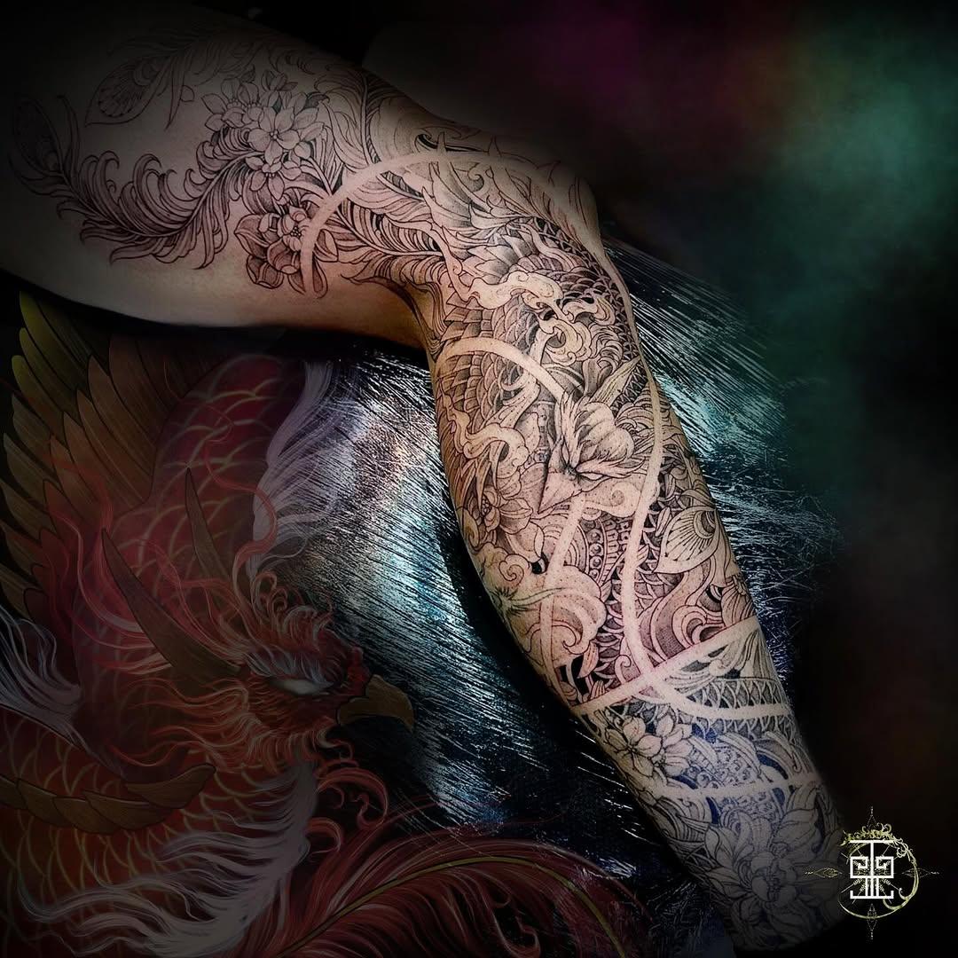 Tatouage bracelet Phoenix ornemental néo-trad — starasian
