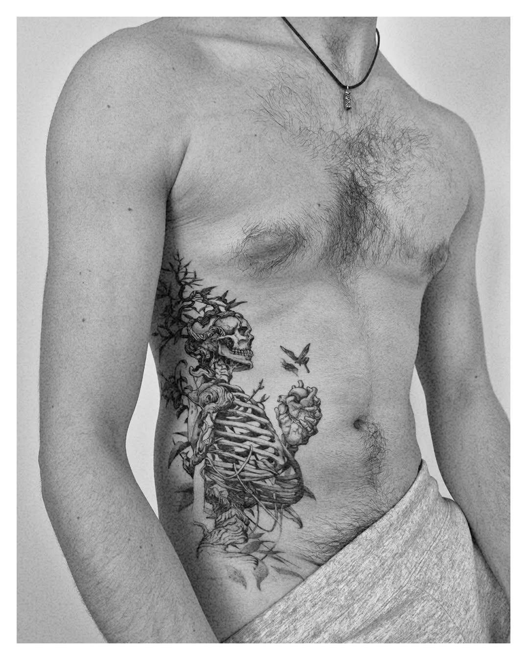 Tatouage crâne et squelette ornemental black & grey — alex_dalessio