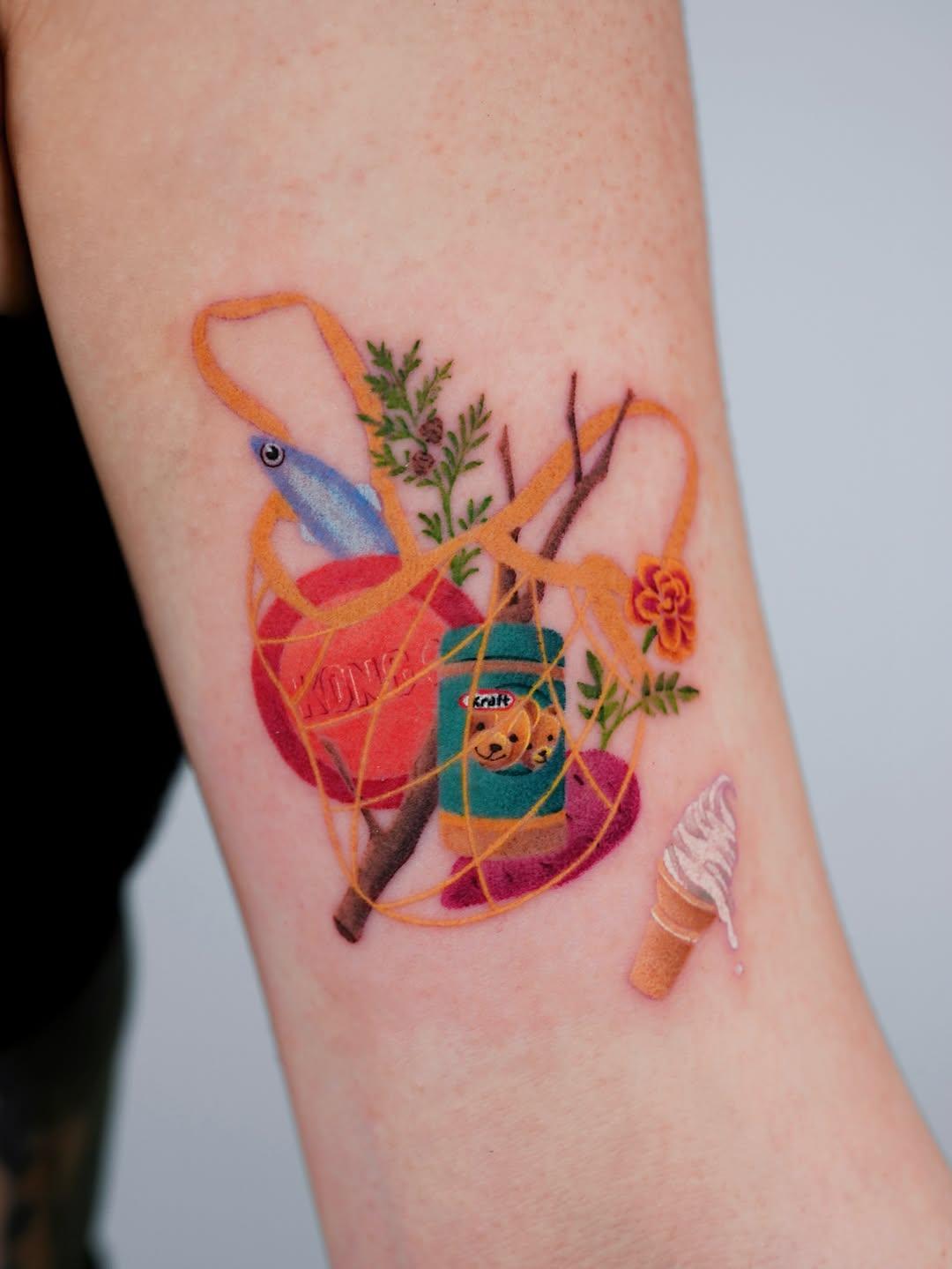 Tatouage chien et symboles fine line illustratif — salt_inkso