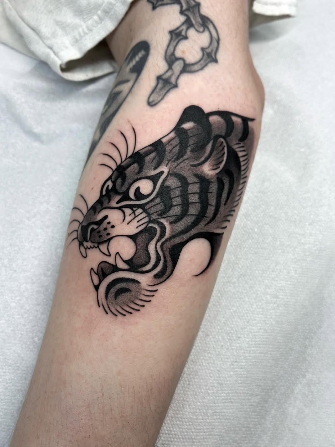 Tatouage flash old school traditional — sarah.turbang.ttt
