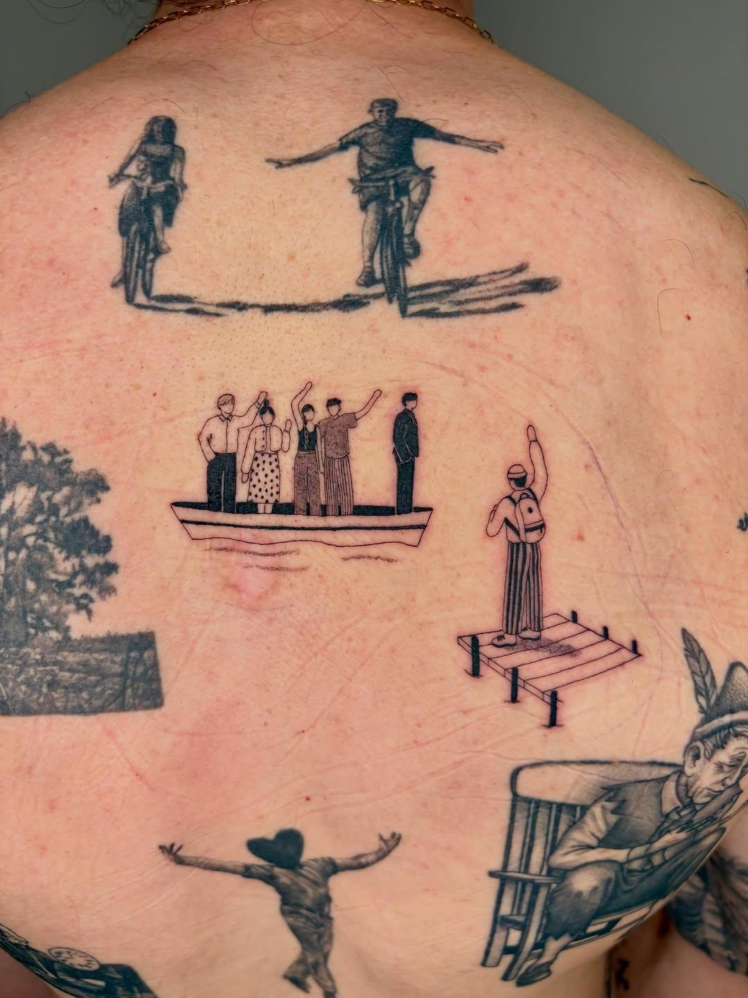Tatouage scènes de vie illustratives — tarie.mattoo