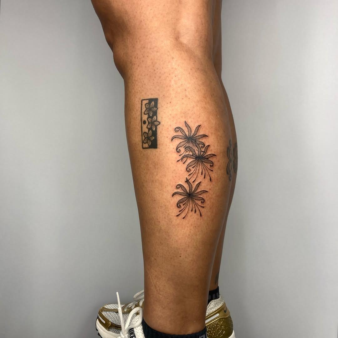 Tatouage floral ornemental — yoo.tattoo