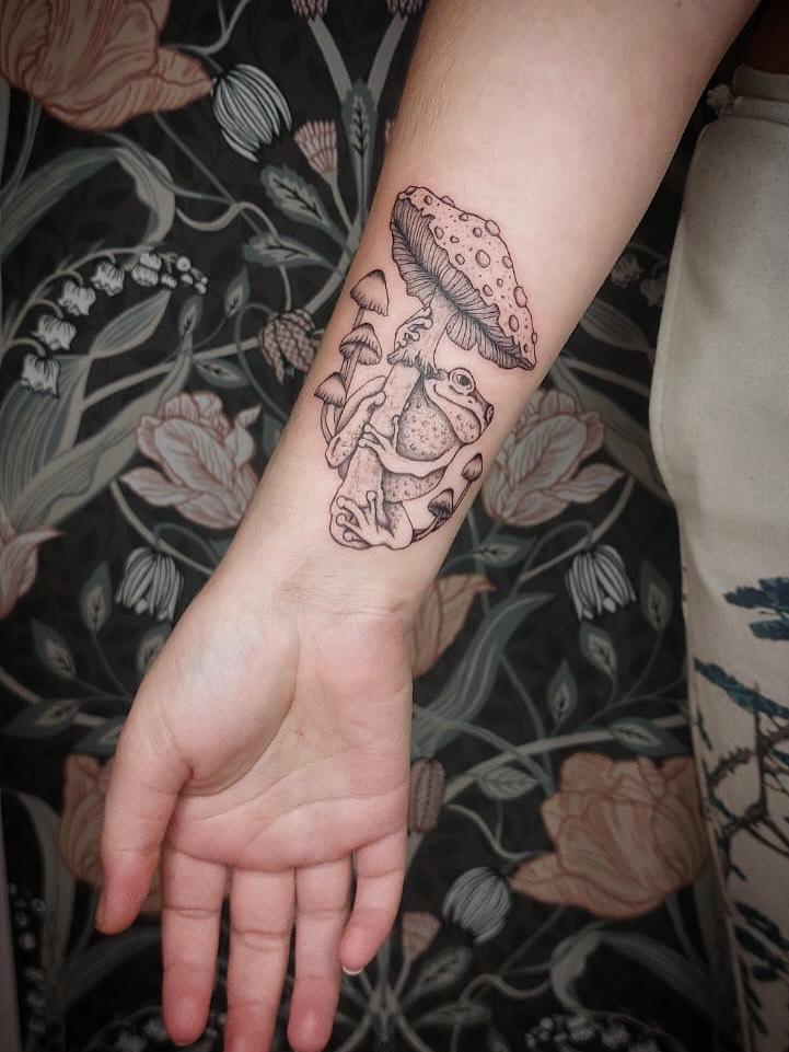 Tatouage ornemental projet personnalisé — melinka_tattoo