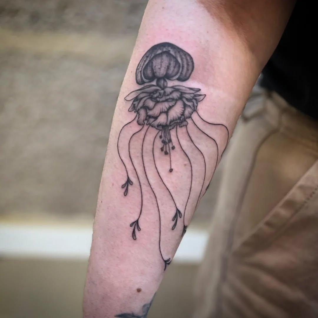 Tatouage ornemental flash — melinka_tattoo