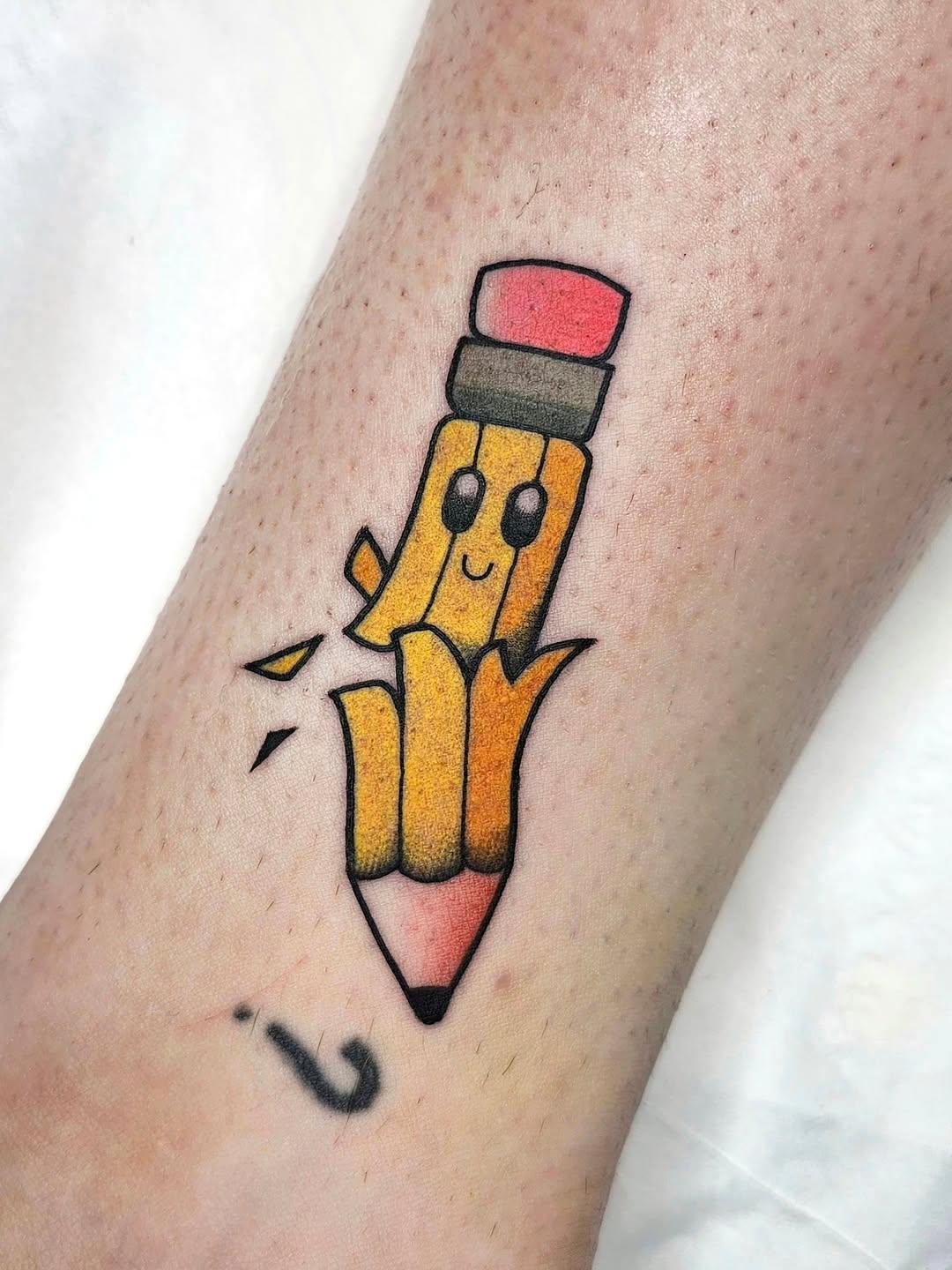 Tatouage Crayon cartoon joyeux — ab.ambre