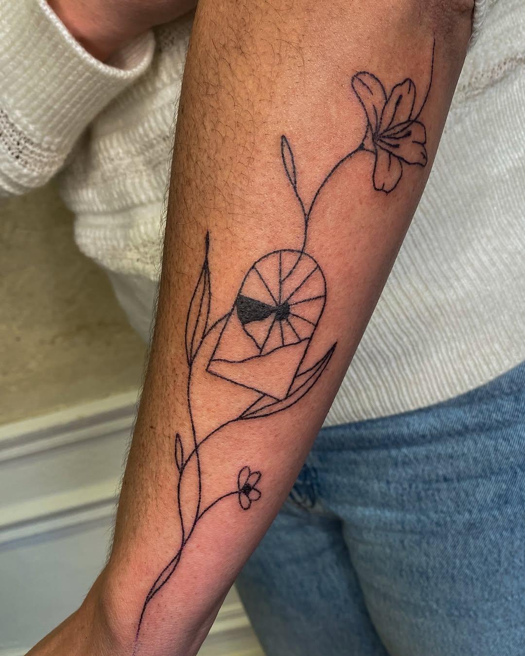 Tatouage paysage handpoke dotwork — mlnbgr.tattoo