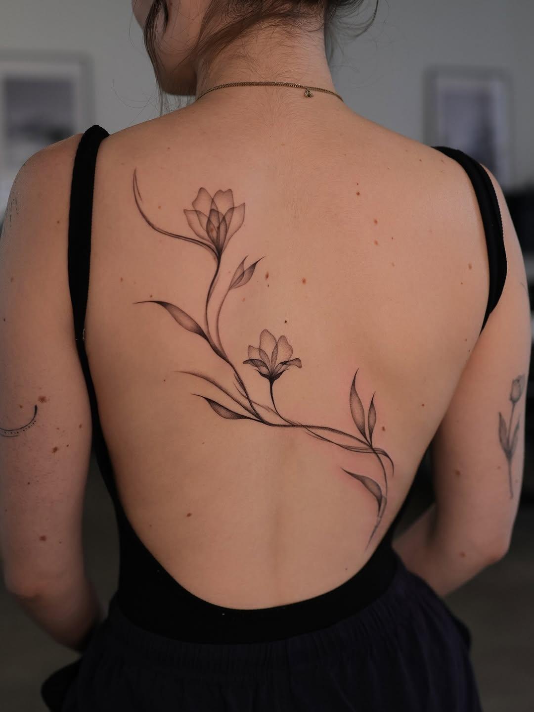 Tatouage dark fine line — malfatti.ttt