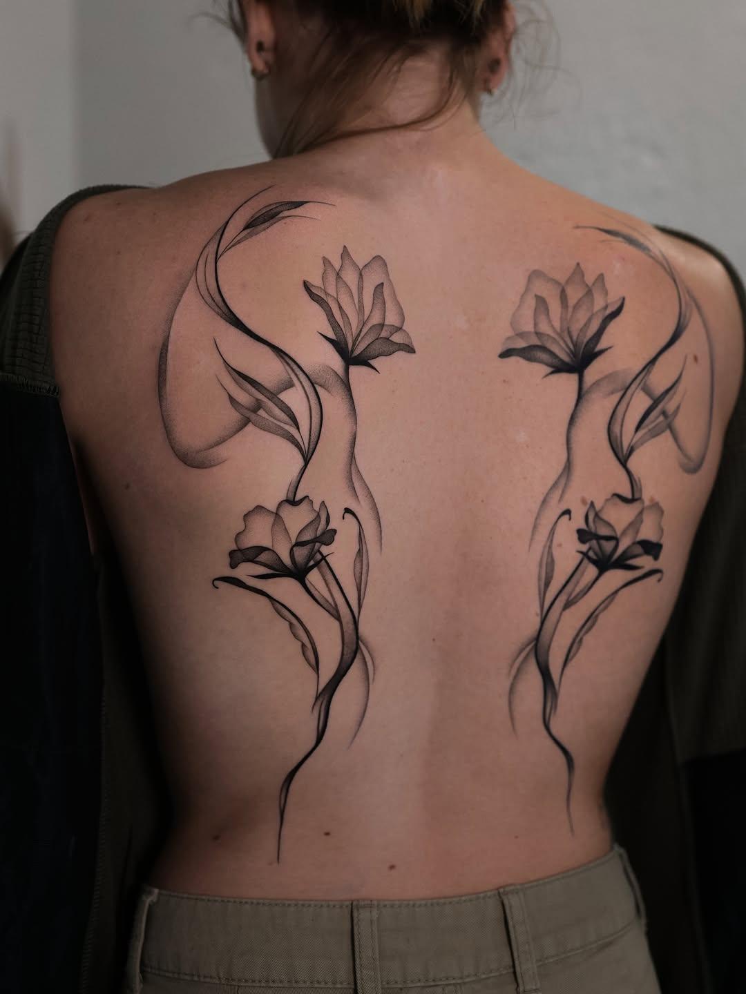 Tatouage dark fine line — malfatti.ttt