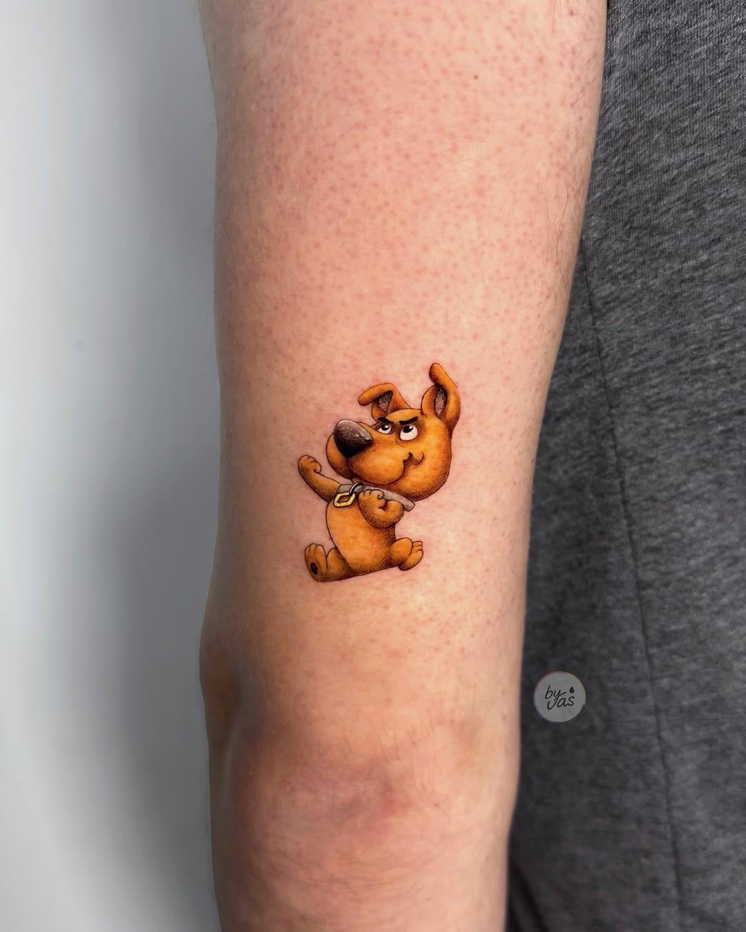 Tatouage Scooby-Doo chien brun — by_vas