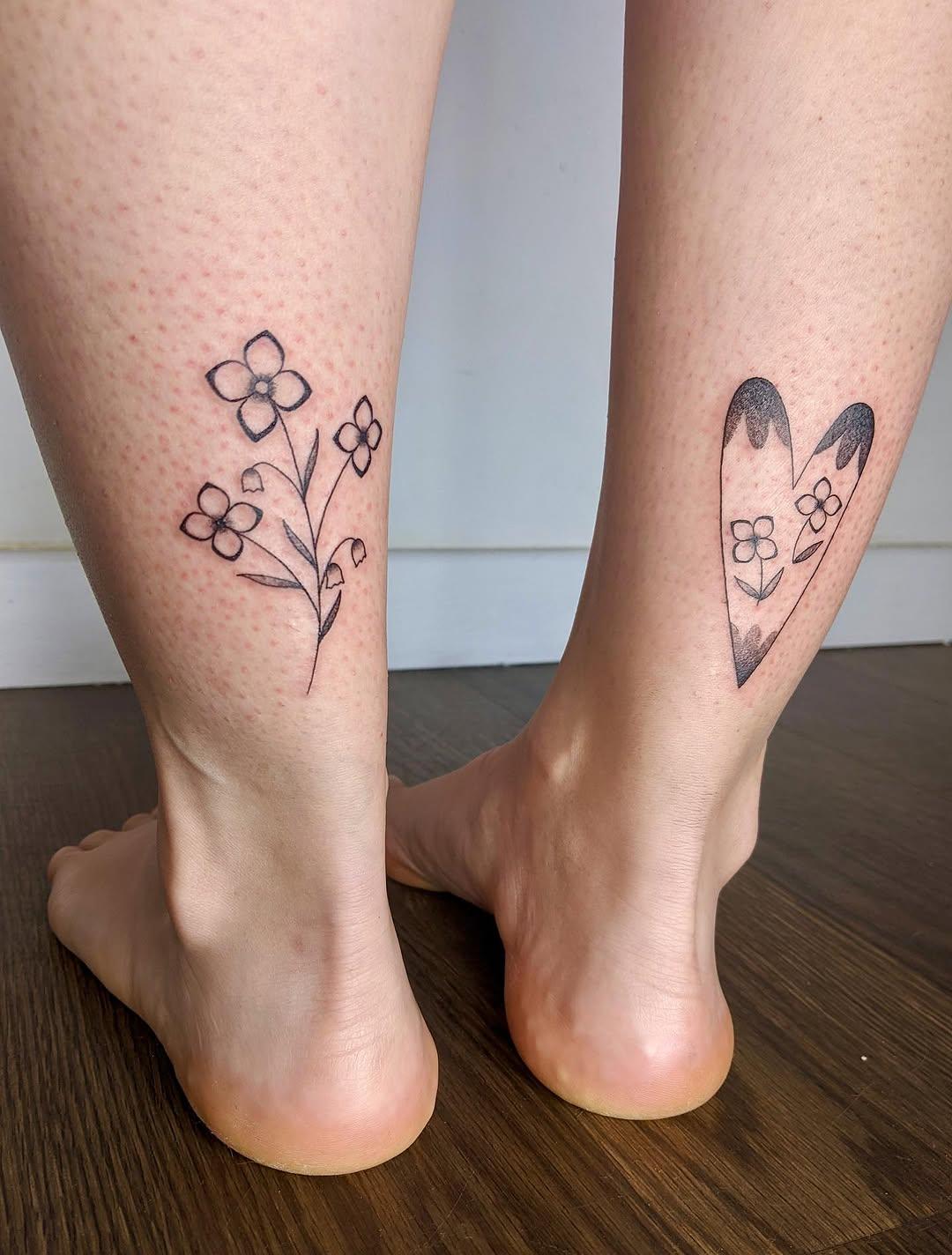 Travail de Tatoueuse - NOIRE De LIGNE