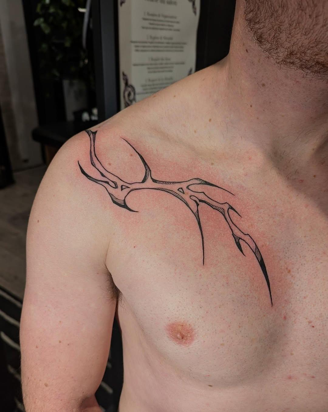 Tatouage épée avec branches — salttty__