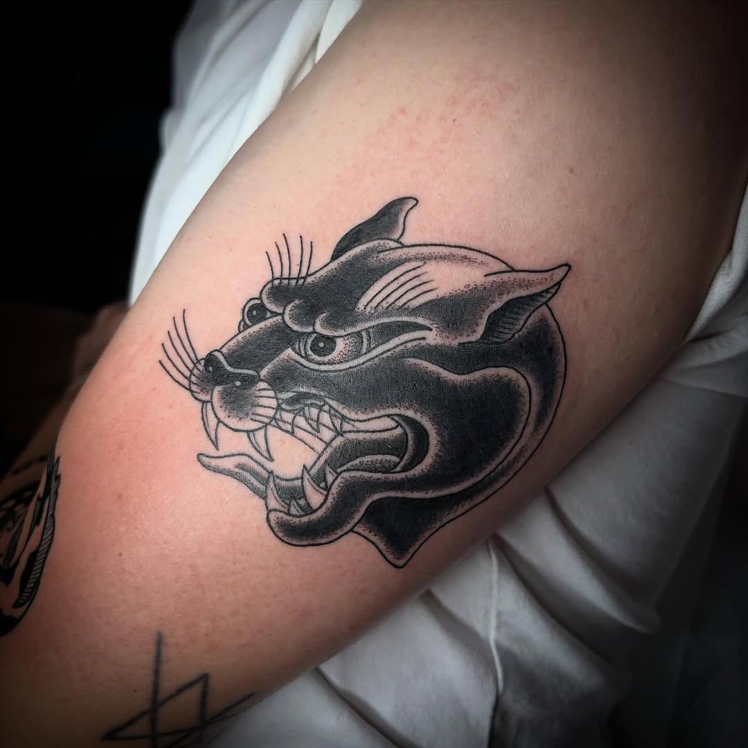 Travail de Nico.Tattoing Tatouage Bordeaux