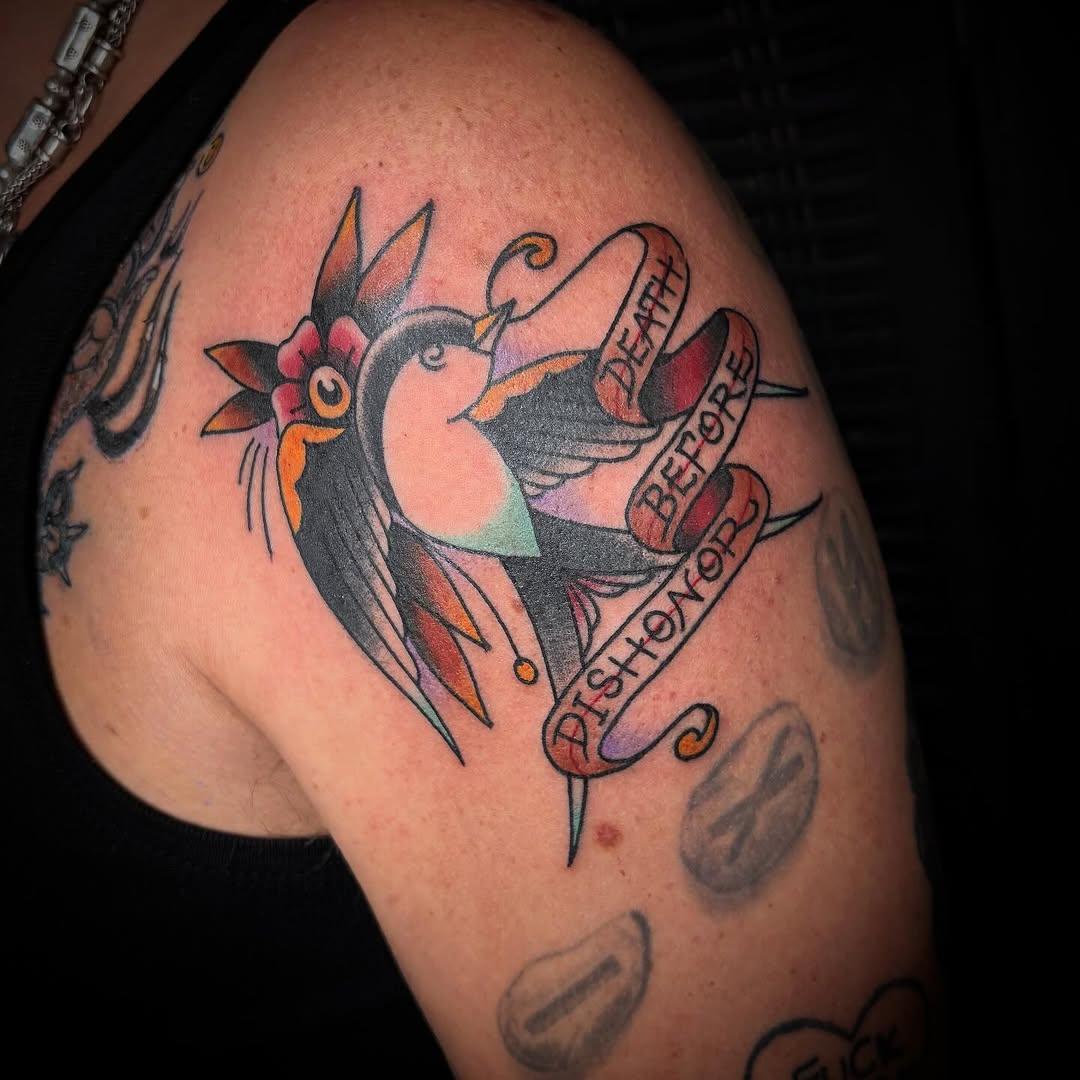 Tatouage trad des familles old school — nico.tattooing