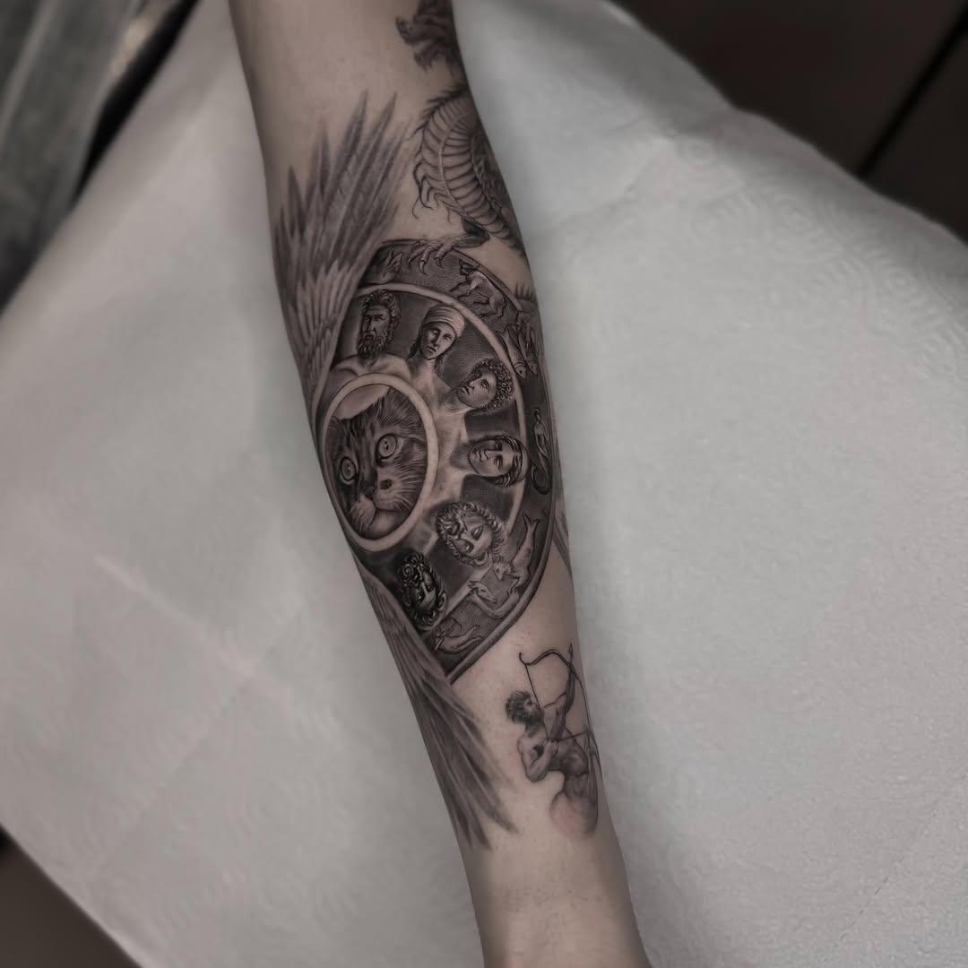 Tatouage sleeve mythologie chat lion — ilyasargin